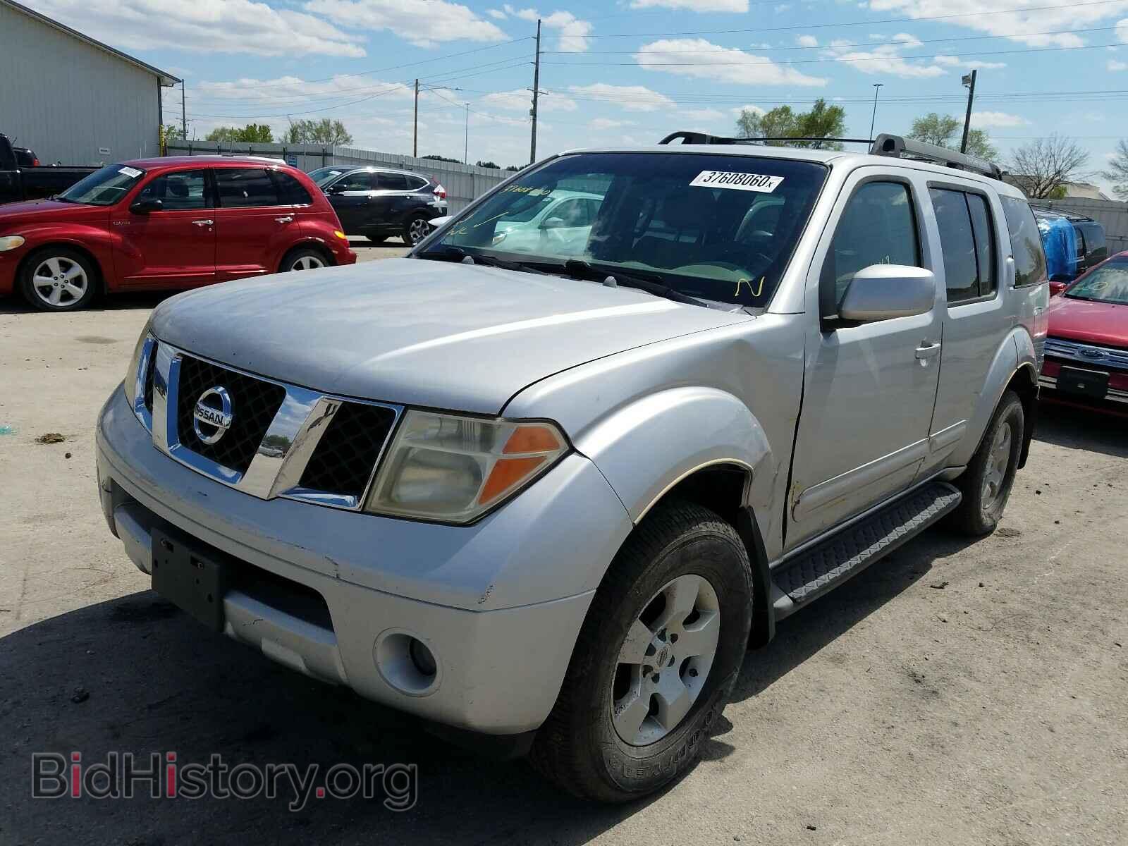 2005 NISSAN PATHFINDER - VIN: 5N1AR18W35C775970 - Фото 2