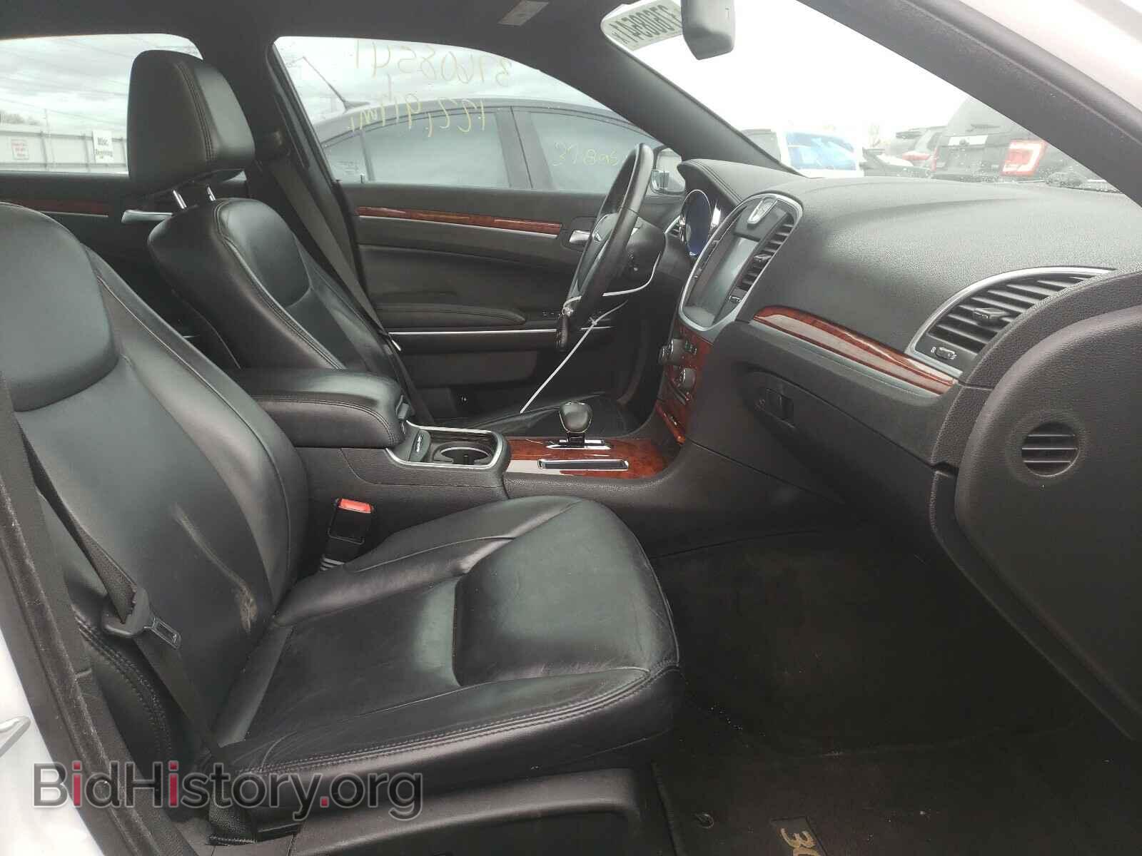 2013 CHRYSLER 300 - VIN: 2C3CCARG3DH633981 - Фото 5