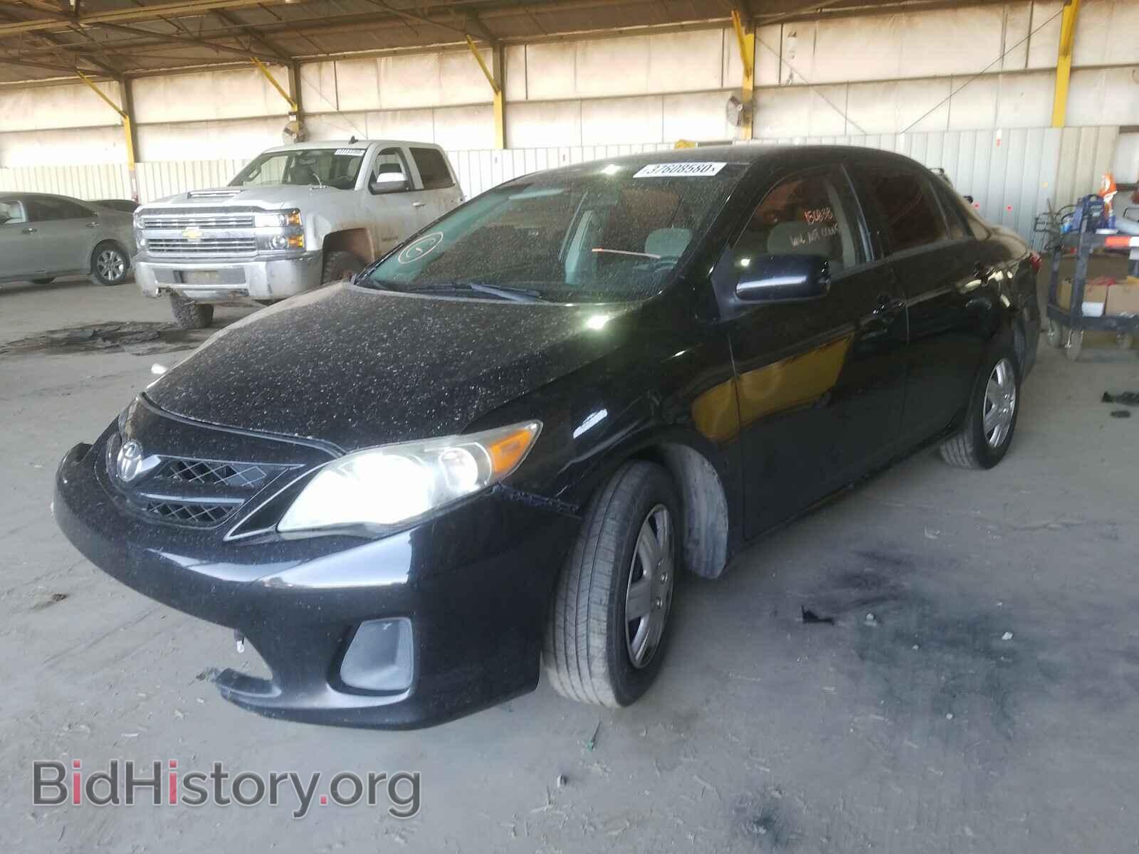 2011 TOYOTA COROLLA - VIN: 2T1BU4EEXBC564689 - Фото 2