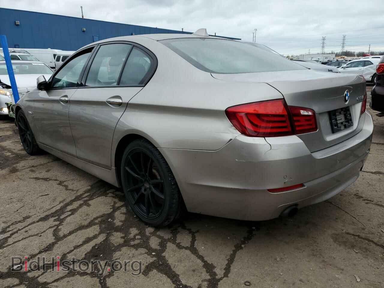 2011 BMW 5 SERIES - VIN: WBAFU7C53BC771937 - Фото 2