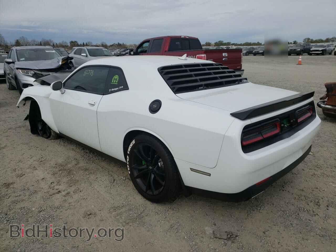 2018 DODGE CHALLENGER - VIN: 2C3CDZAG2JH111071 - Фото 3