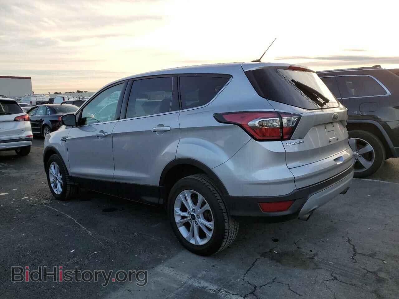 2017 FORD ESCAPE - VIN: 1FMCU9G98HUB04536 - Photo 2