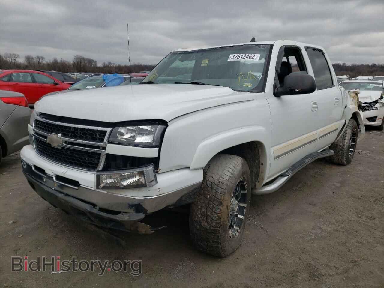 2006 CHEVROLET SILVERADO - VIN: 2GCEK13T961142615 - Фото 2