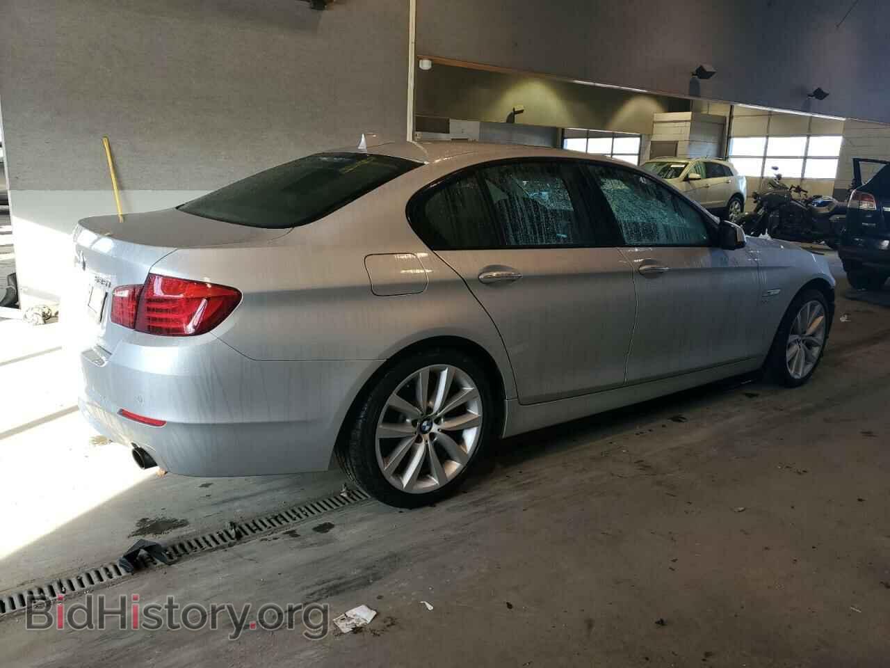 2011 BMW 5 SERIES - VIN: WBAFU7C55BC778176 - Фото 3