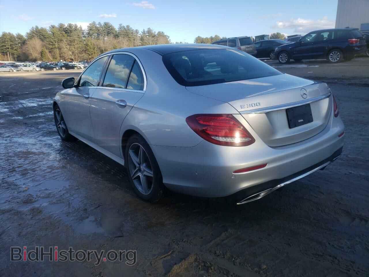 2017 MERCEDES-BENZ E-CLASS - VIN: WDDZF4KBXHA011885 - Фото 3