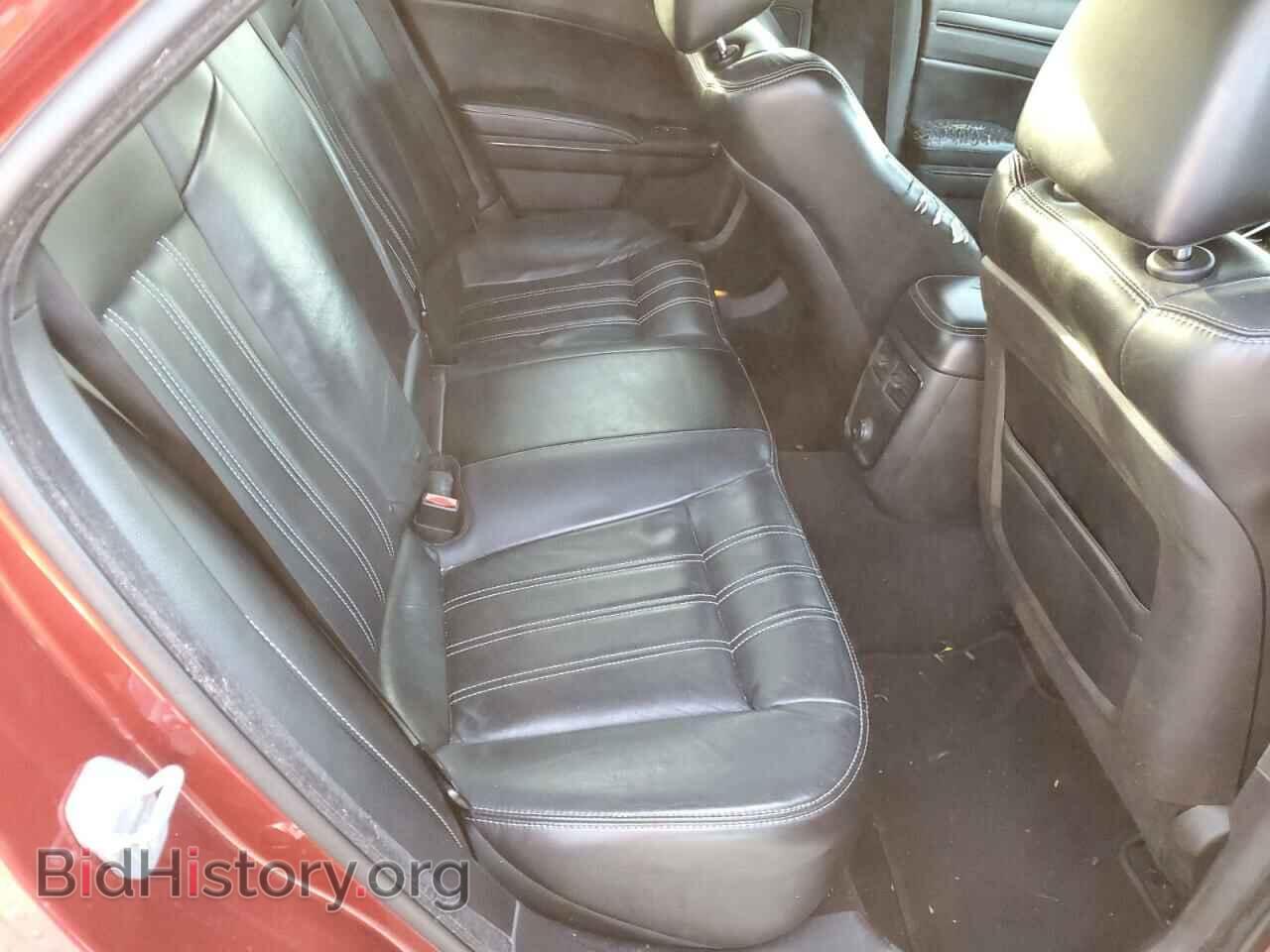 2014 CHRYSLER 300 - VIN: 2C3CCABG0EH331043 - Фото 10
