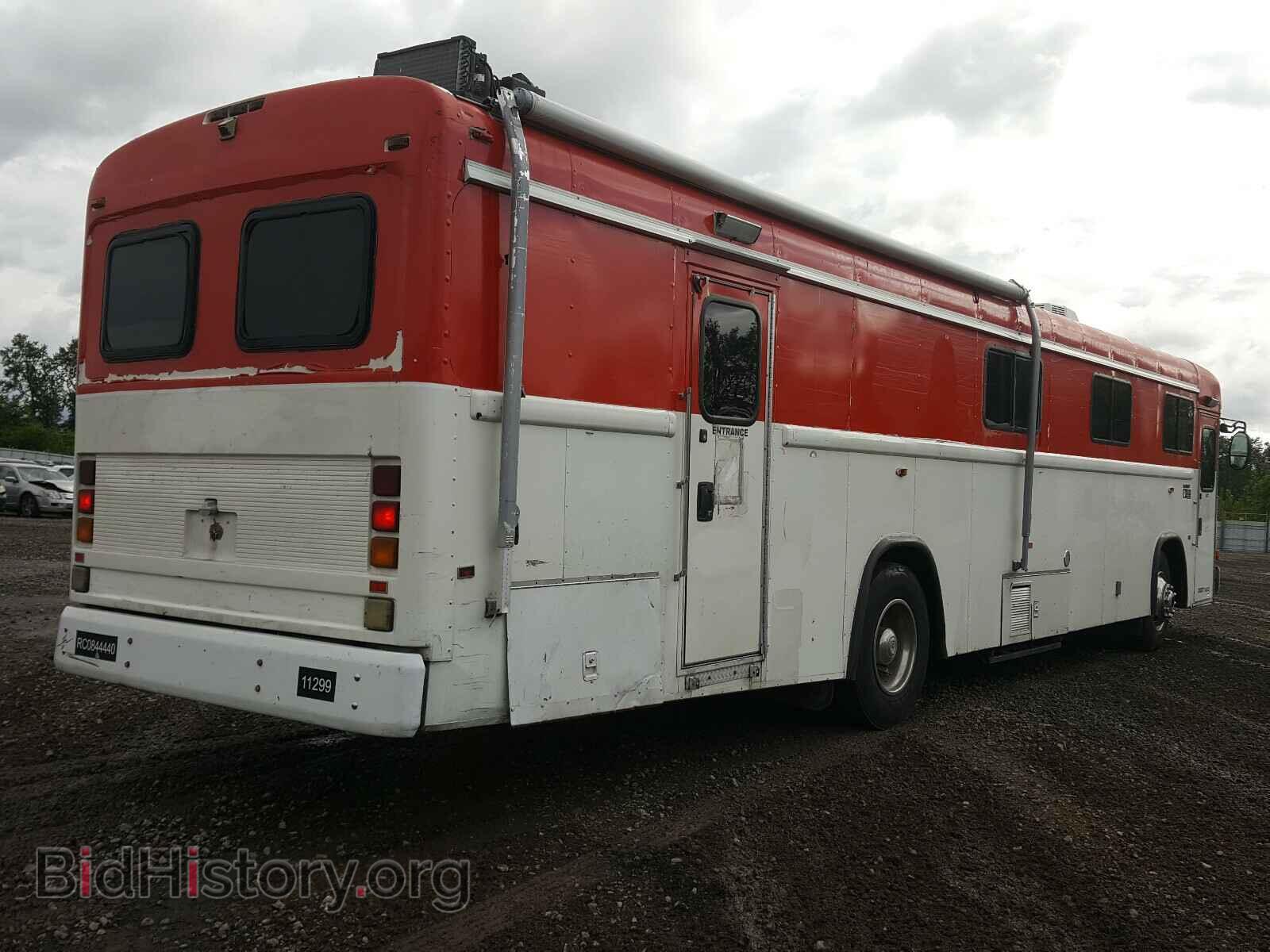2004 BLUE BIRD ALL MODELS - VIN: 1BDJNCKA74F218532 - Photo 4