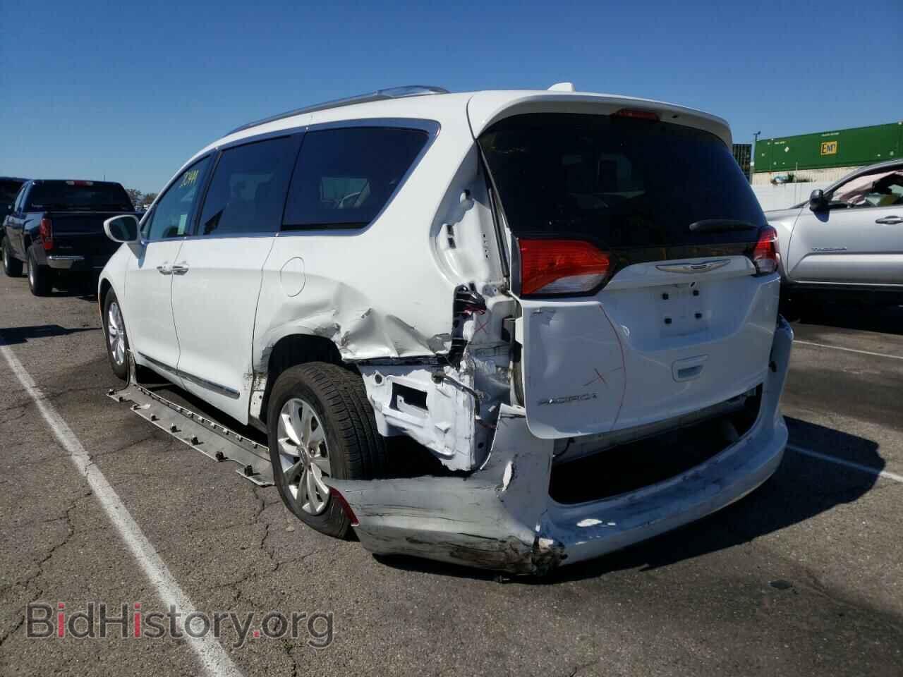 2018 CHRYSLER PACIFICA - VIN: 2C4RC1EG5JR260900 - Photo 3