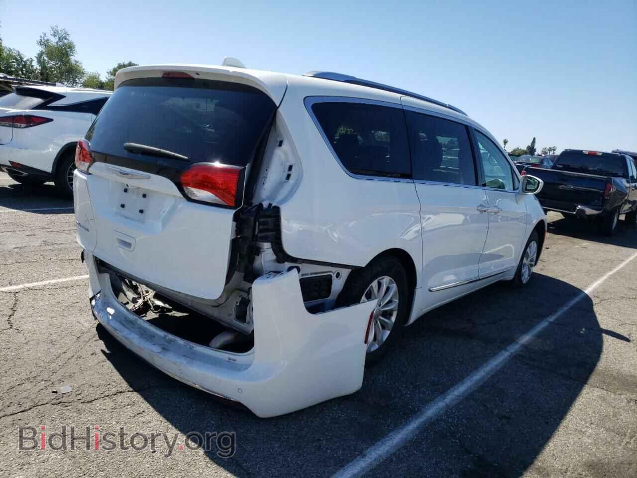 2018 CHRYSLER PACIFICA - VIN: 2C4RC1EG5JR260900 - Photo 4