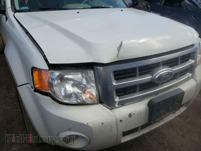 2012 Ford ESCAPE (VIN 1FMCU9D76CKB67111) — photo 9 of 10