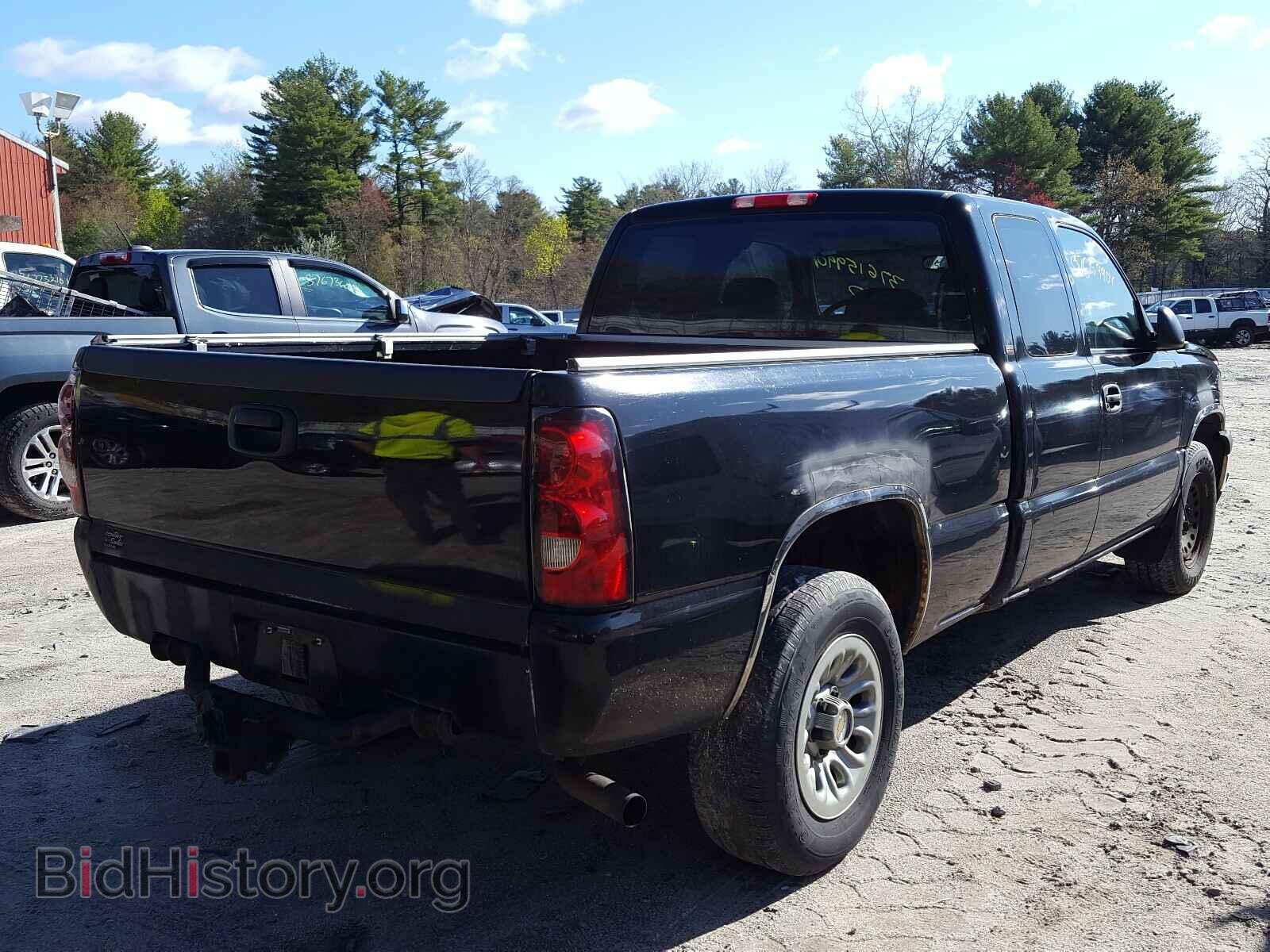 2005 CHEVROLET SILVERADO - VIN: 2GCEK19VX51252127 - Photo 4