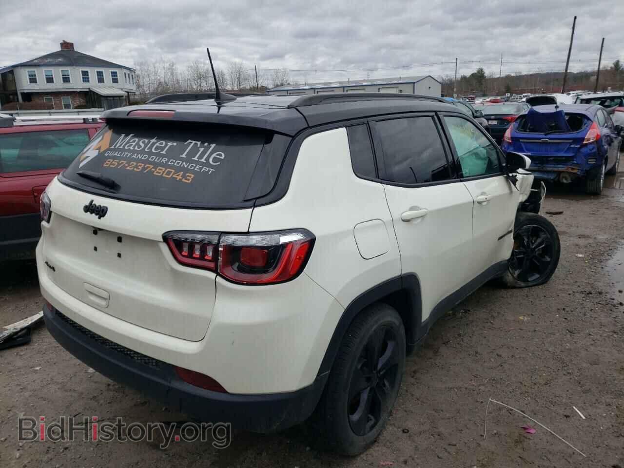 2019 JEEP COMPASS - VIN: 3C4NJDBB6KT647629 - Фото 3