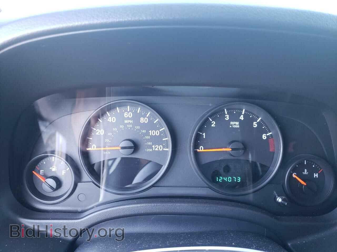 2011 JEEP COMPASS - VIN: 1J4NT1FA4BD230424 - Photo 9