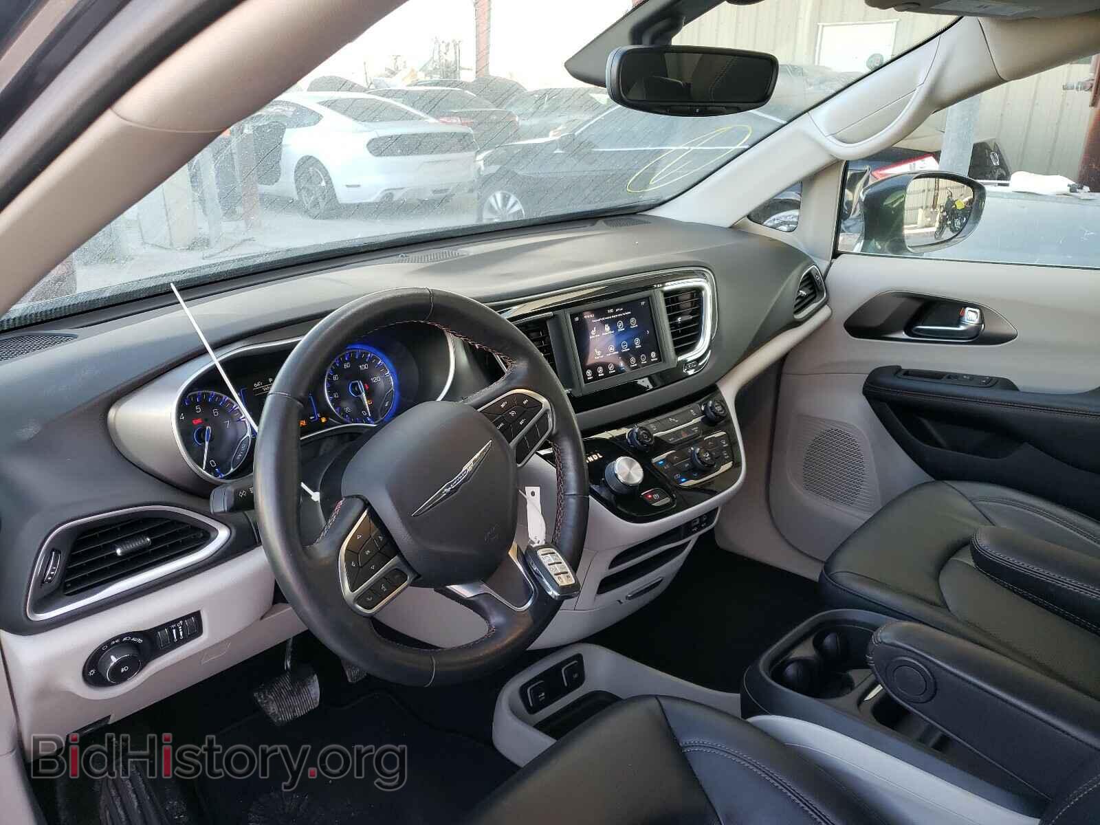 2020 CHRYSLER PACIFICA - VIN: 2C4RC1BG0LR113777 - Photo 9
