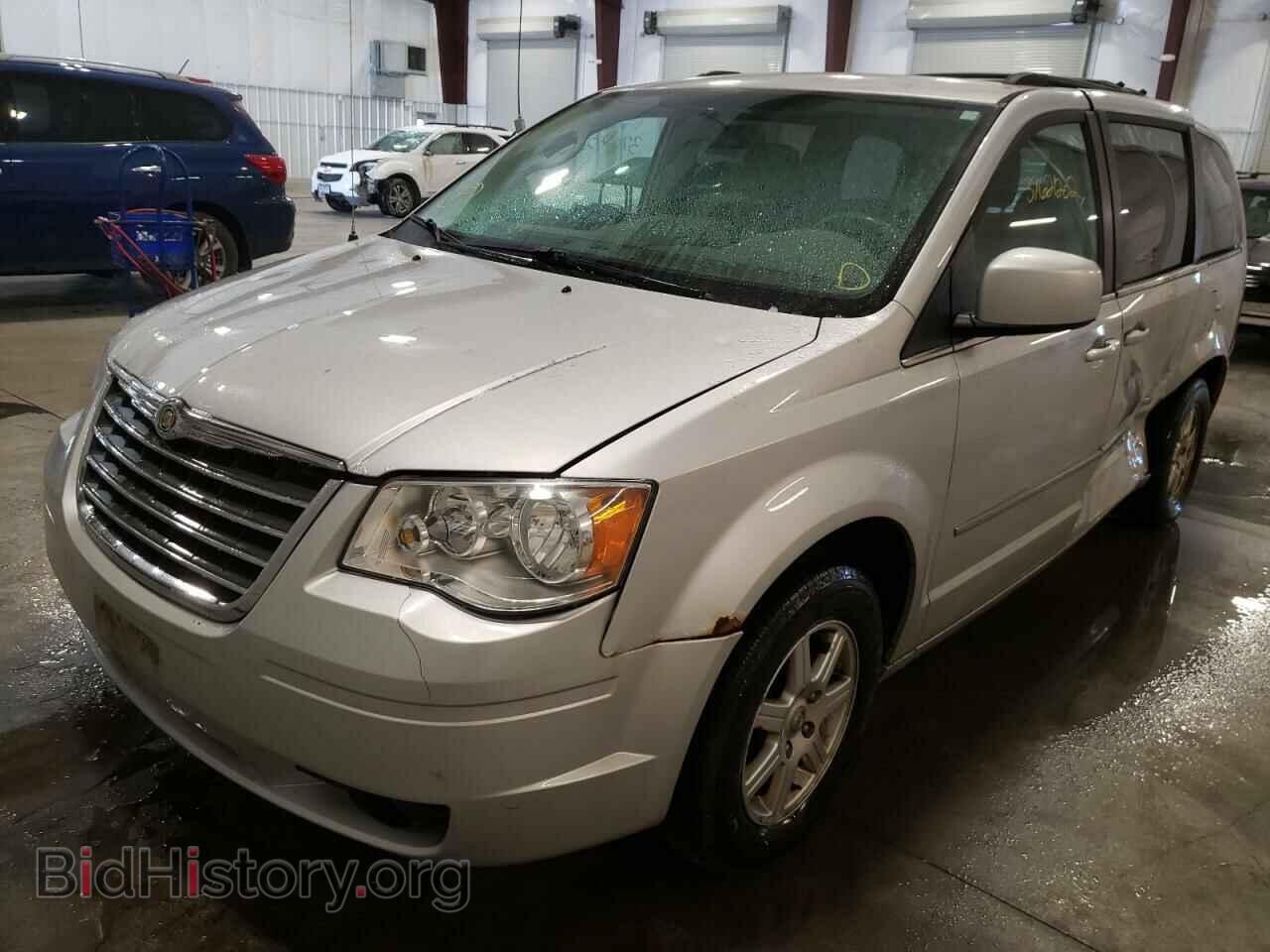 2010 CHRYSLER MINIVAN - VIN: 2A4RR5D19AR307066 - Фото 2