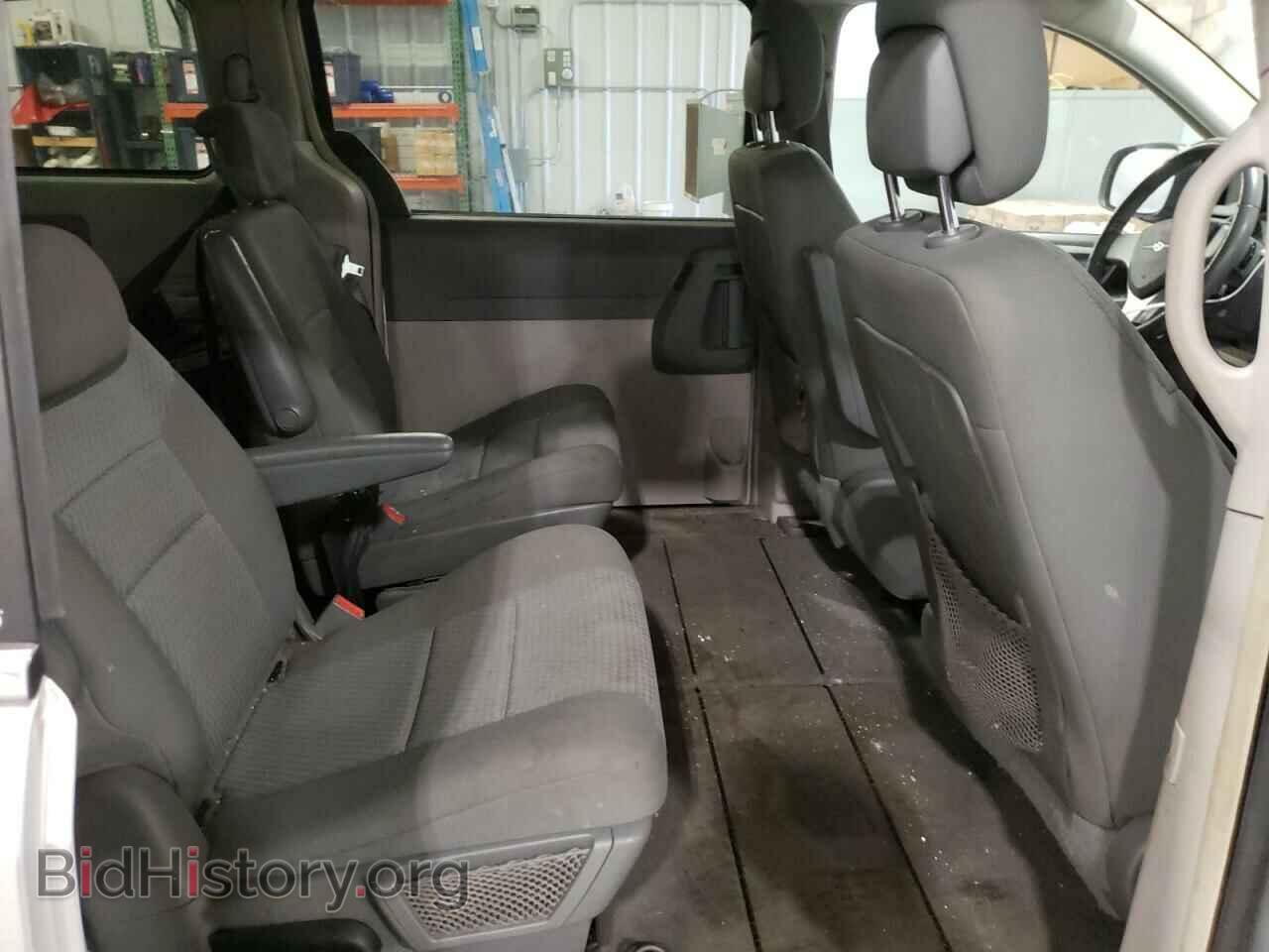 2010 CHRYSLER MINIVAN - VIN: 2A4RR5D19AR307066 - Фото 6