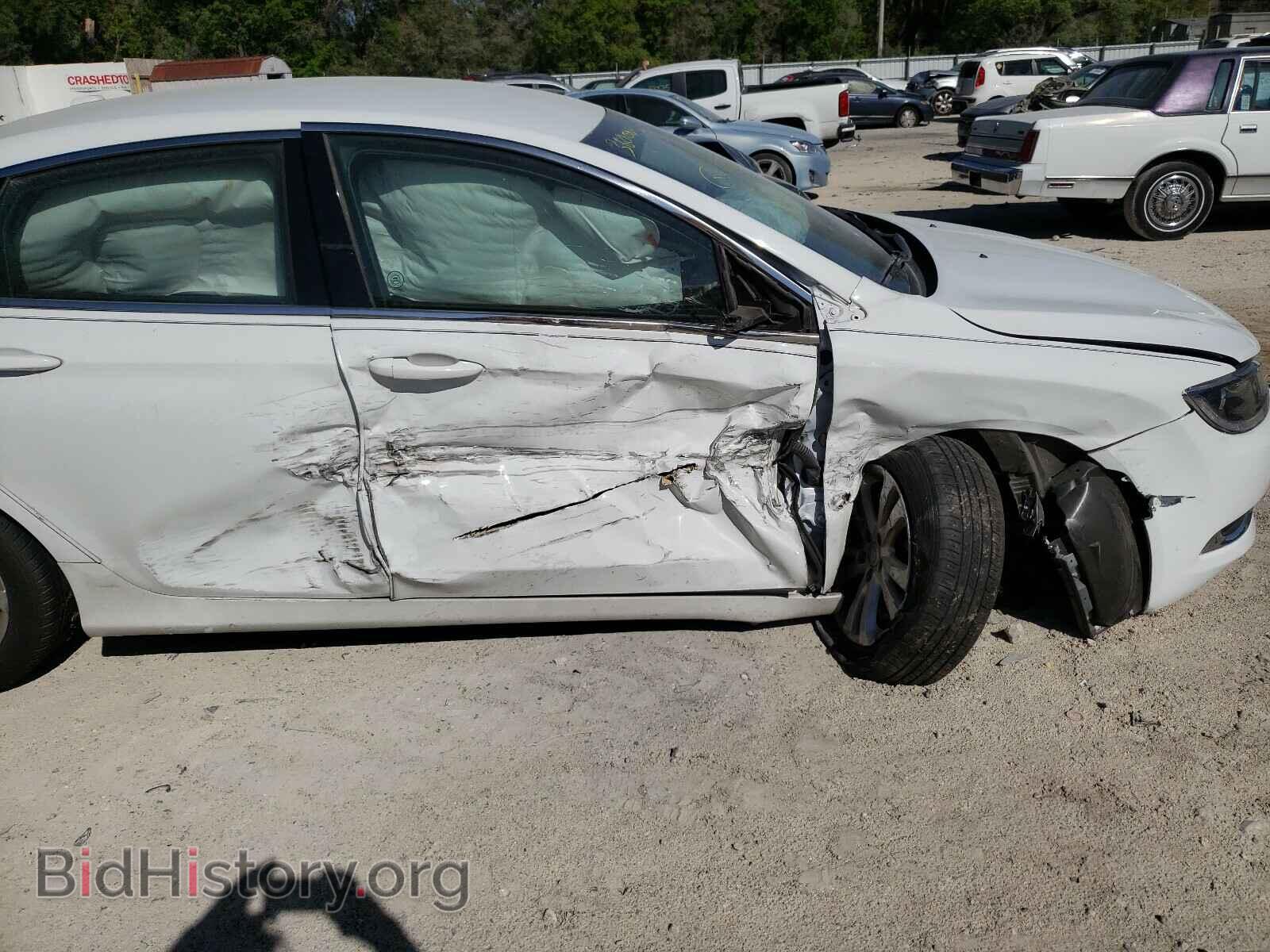 2015 CHRYSLER 200 - VIN: 1C3CCCAB5FN555838 - Фото 9