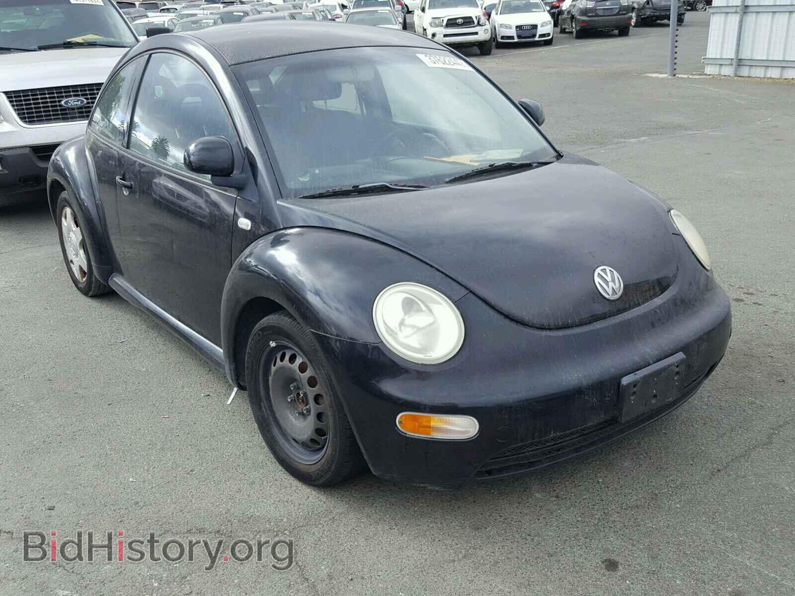Photo 3VWBC21C9YM428434 - VOLKSWAGEN BEETLE 2000