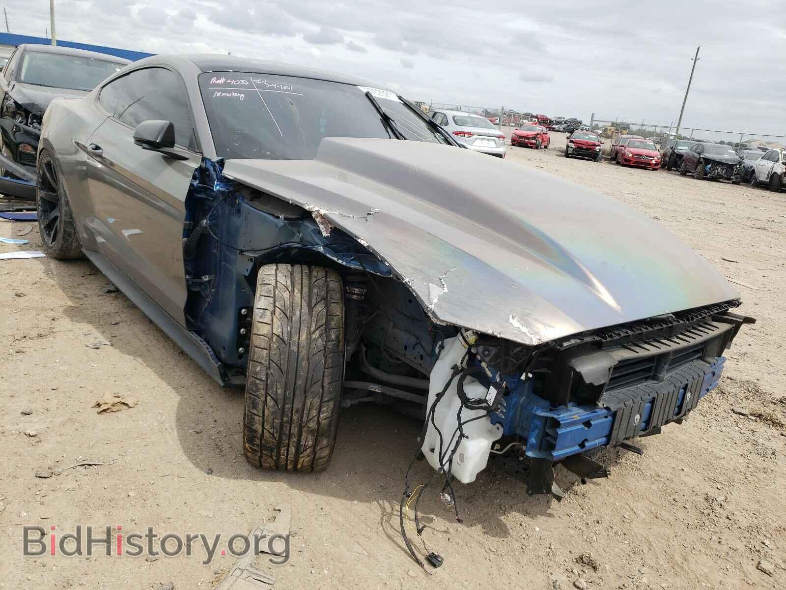 Photo 1FA6P8CF7J5175697 - FORD MUSTANG 2018
