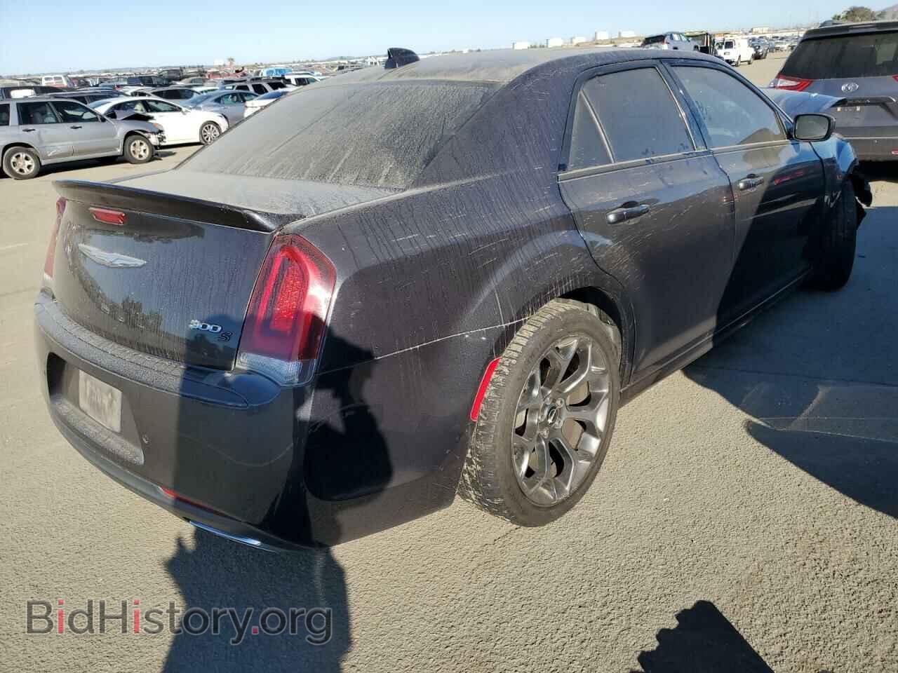 2015 CHRYSLER 300 - VIN: 2C3CCABT3FH810636 - Фото 3