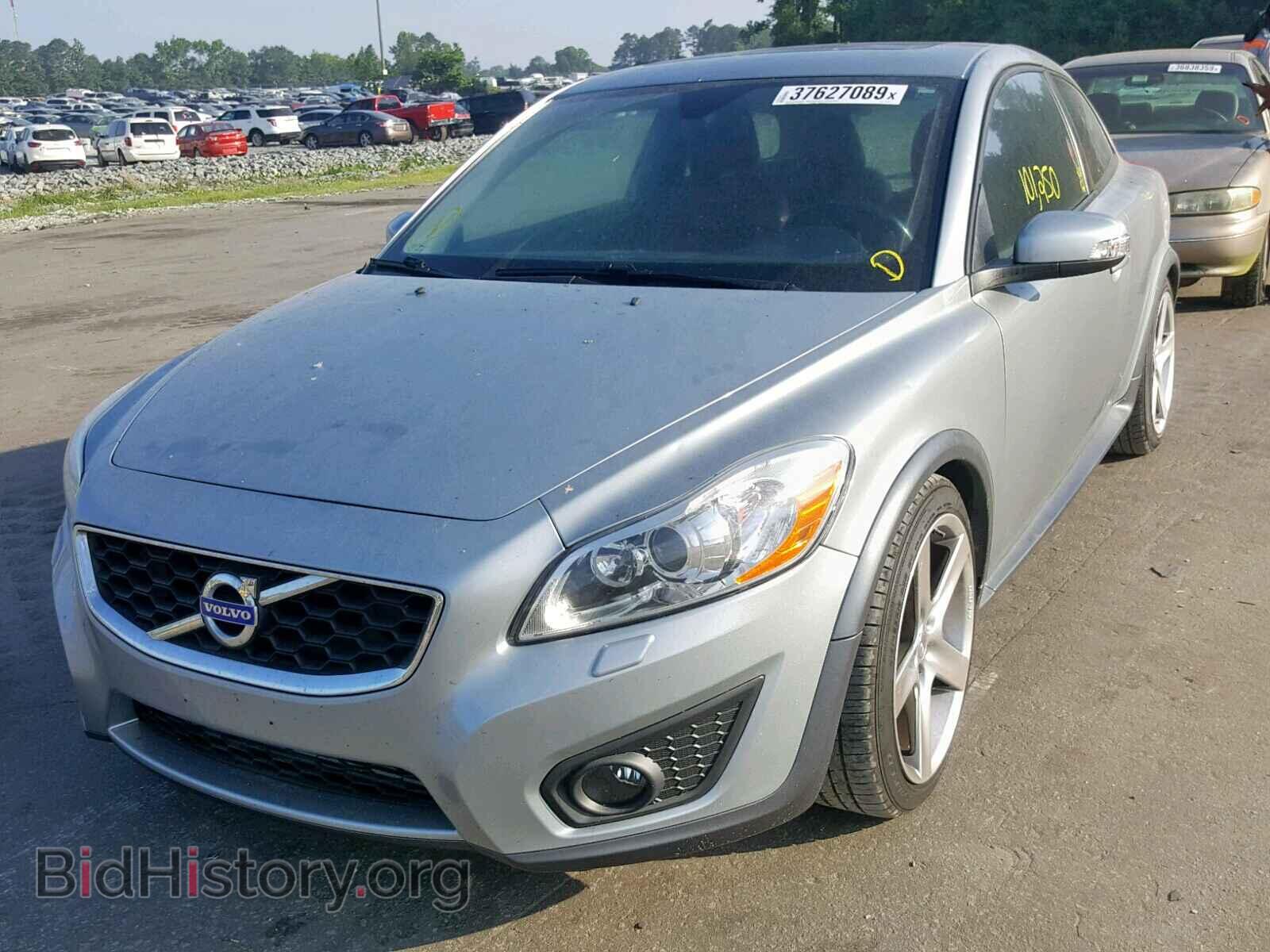 2011 VOLVO C30 - VIN: YV1672MK9B2221921 - Фото 2