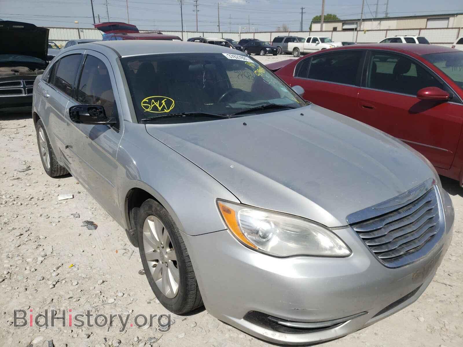 Photo 1C3BC1FG1BN539005 - CHRYSLER 200 2011
