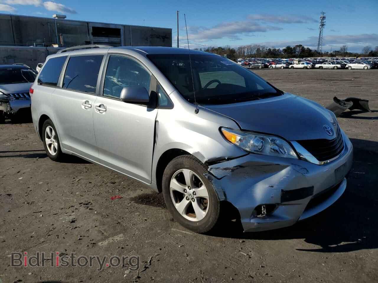 2011 TOYOTA All Models - VIN: 5TDKK3DC3BS101753 - Фото 4