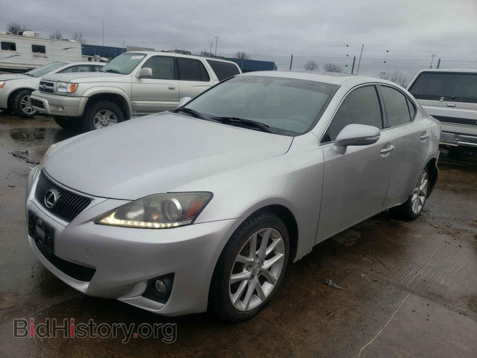 2011 LEXUS IS - VIN: JTHCF5C2XB5046929 - Фото 2