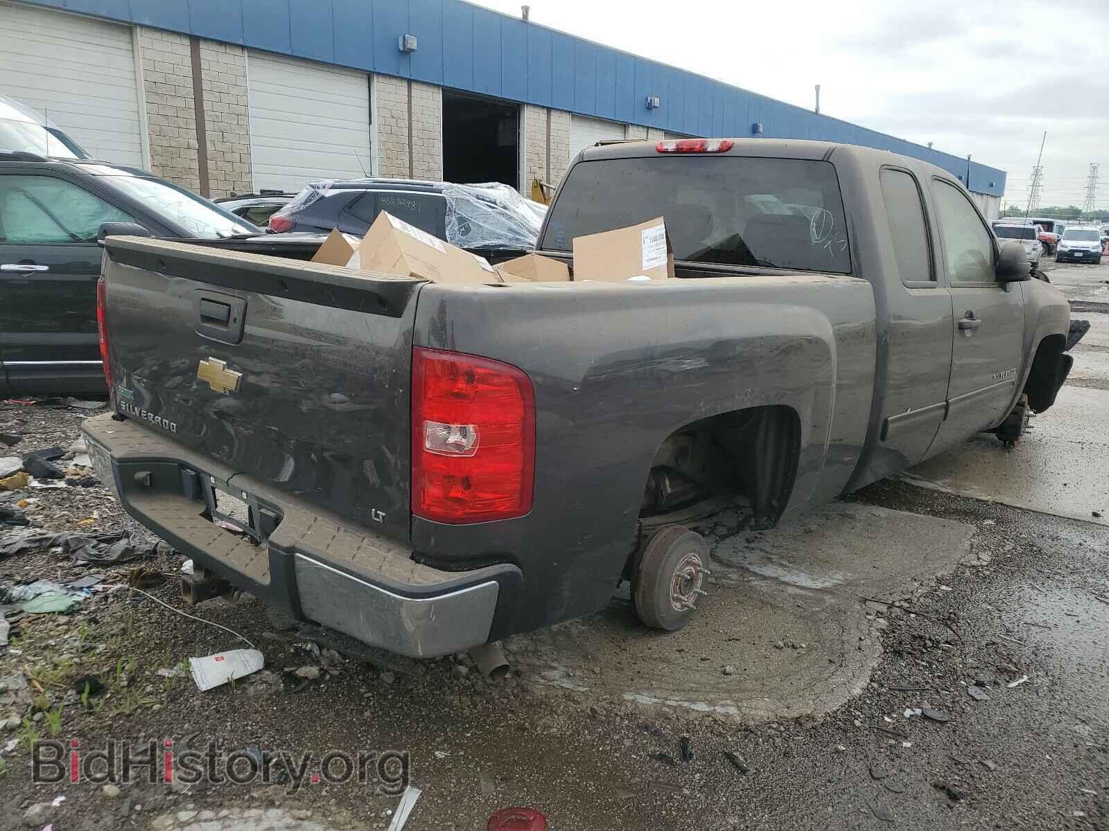 2011 CHEVROLET SILVERADO - VIN: 1GCRCSE07BZ240342 - Фото 4