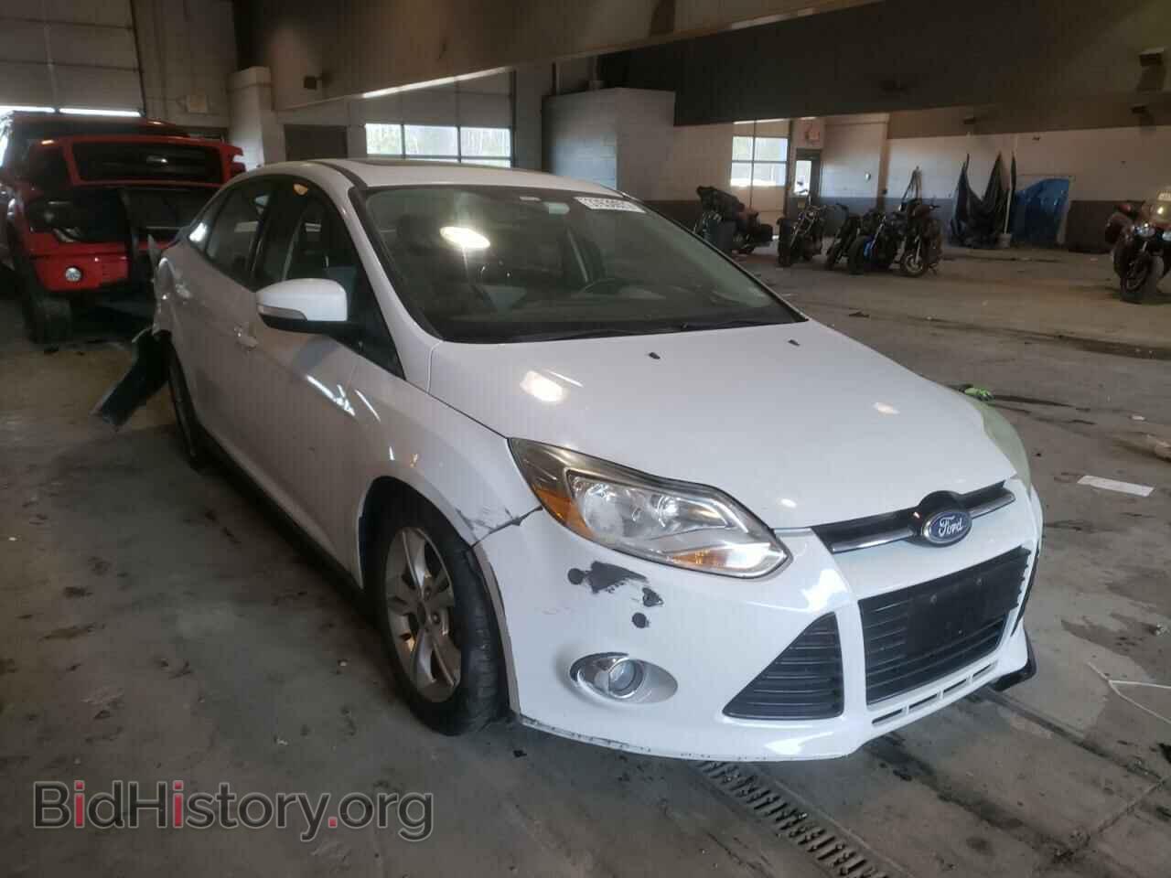 Photo 1FAHP3F26CL182465 - FORD FOCUS 2012