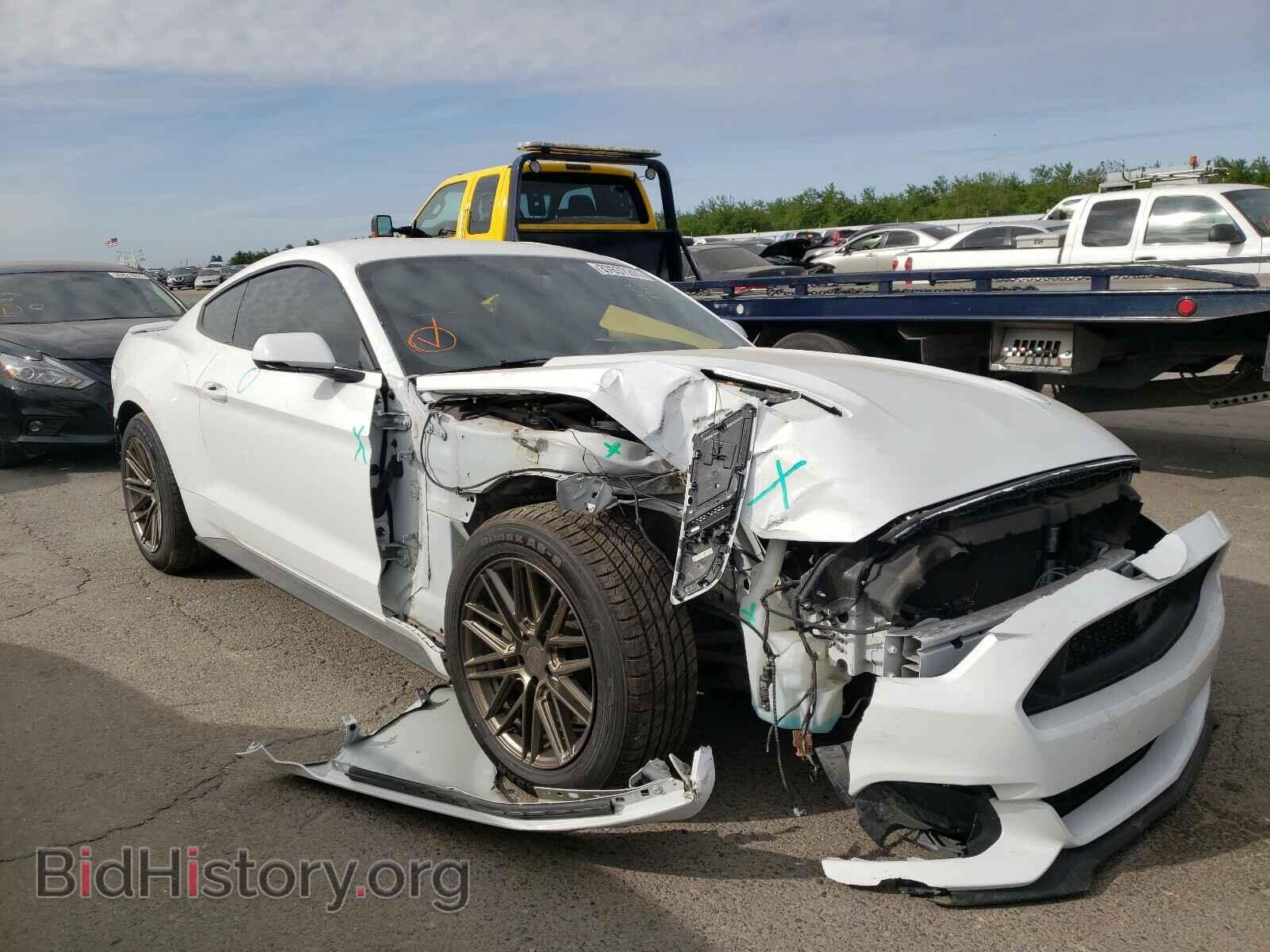 Photo 1FA6P8CF0G5215997 - FORD MUSTANG 2016