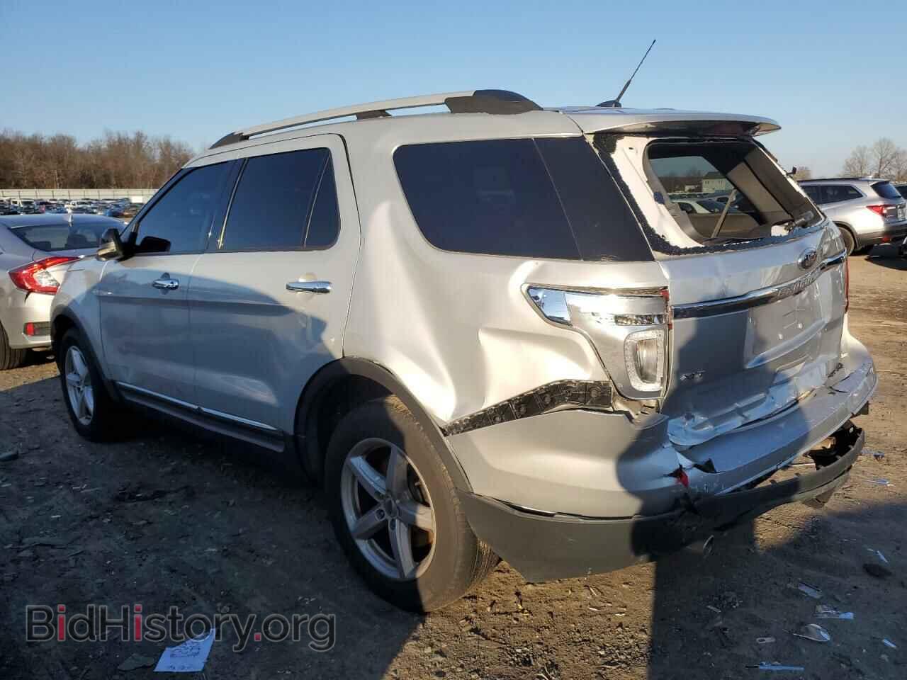 2011 FORD EXPLORER - VIN: 1FMHK8D85BGA70773 - Photo 2