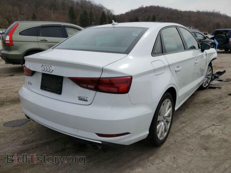 2017 Audi A3 (VIN WAUB8GFF2H1051332) — фото 4 из 10