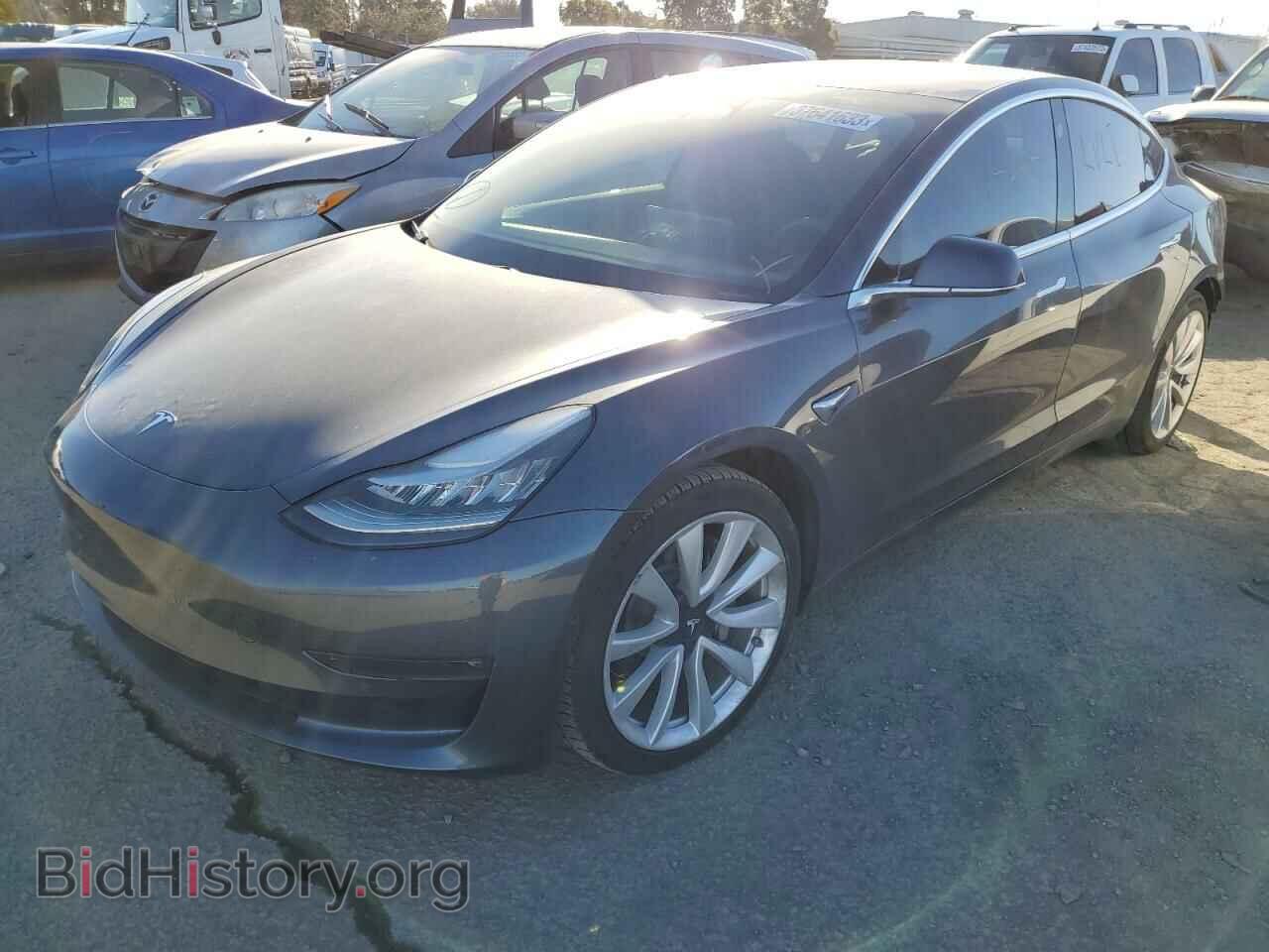 Photo 5YJ3E1EB1JF132475 - TESLA MODEL 3 2018
