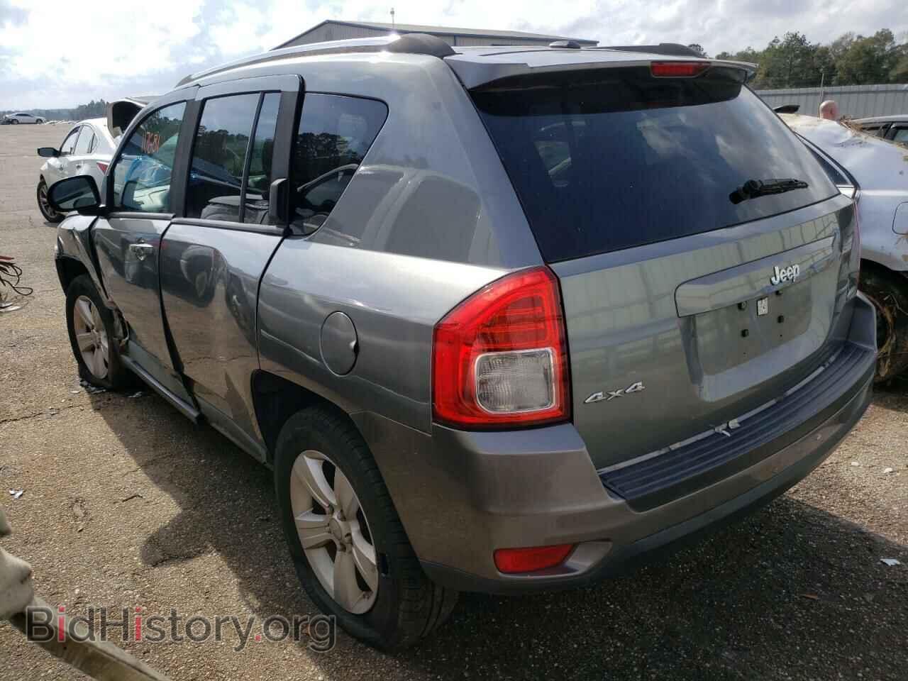 2011 JEEP COMPASS - VIN: 1J4NF1FBXBD277201 - Фото 2