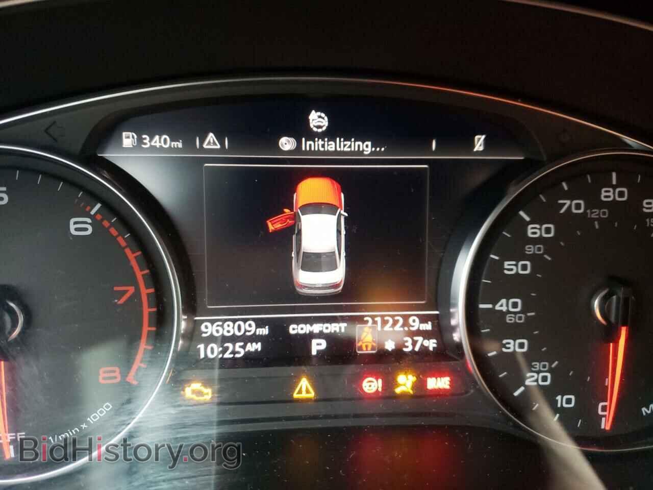 2018 AUDI A4 - VIN: WAUDNAF44JA060469 - Фото 9