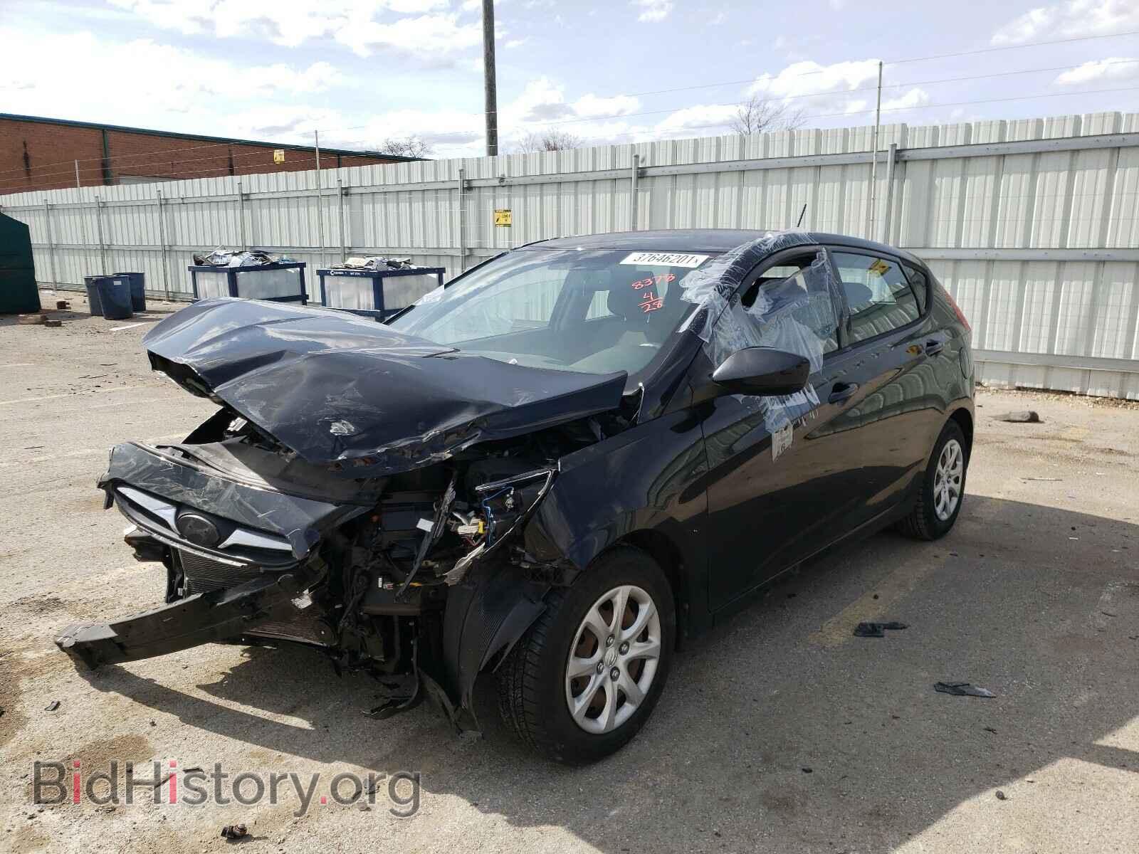 2013 HYUNDAI ACCENT - VIN: KMHCT5AE9DU108378 - Фото 2