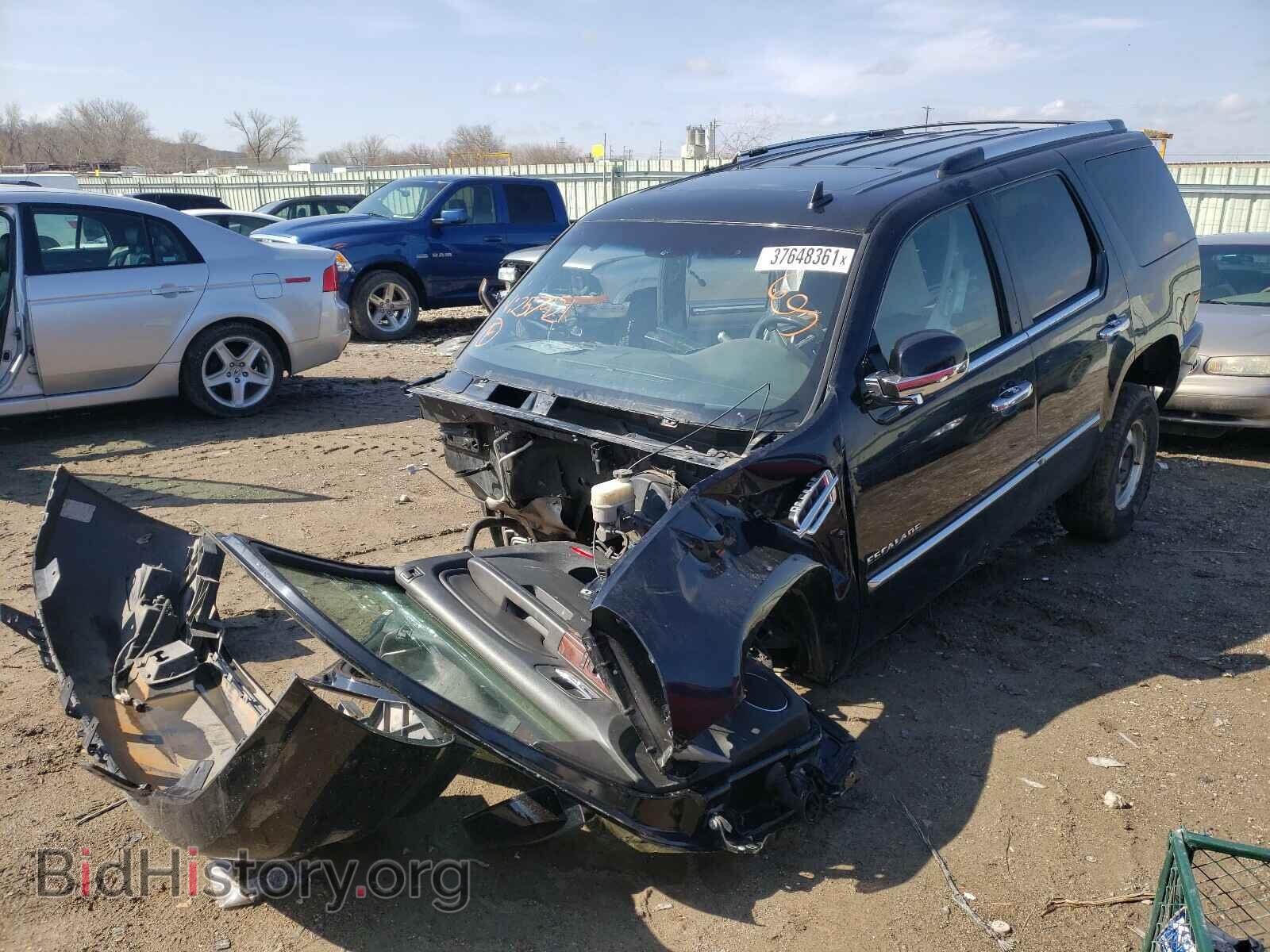 2011 CADILLAC ESCALADE - VIN: 1GYS4CEF5BR257921 - Фото 2