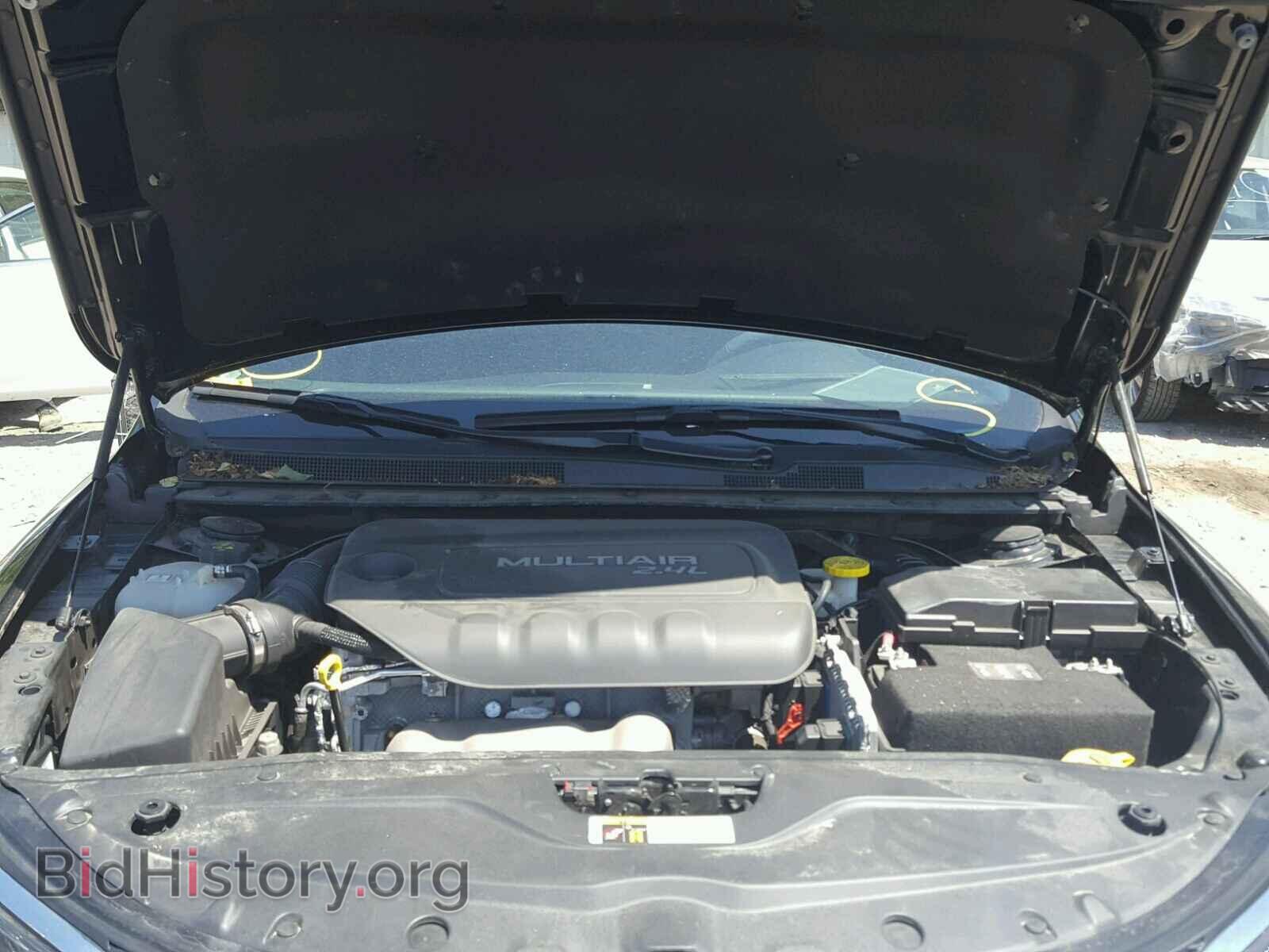 2016 CHRYSLER 200 - VIN: 1C3CCCAB6GN166952 - Фото 7