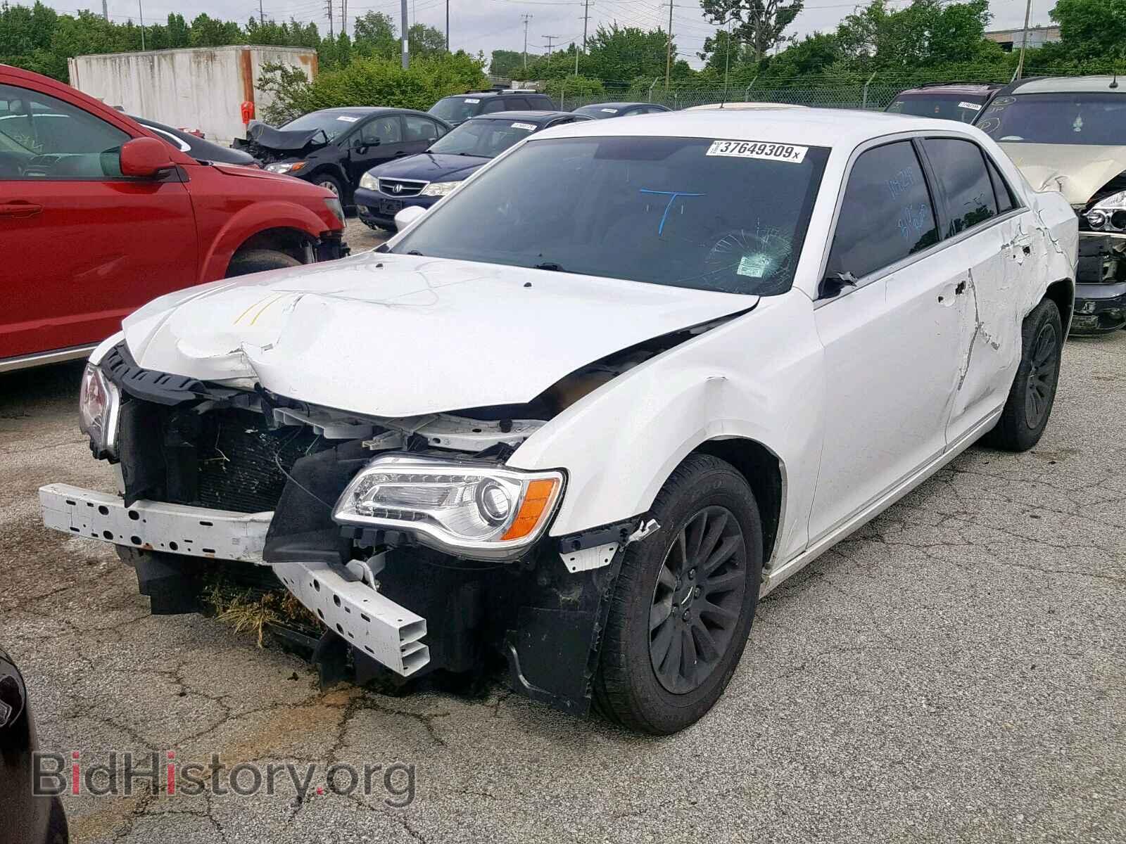 2012 CHRYSLER 300 - VIN: 2C3CCAAG6CH234718 - Фото 2