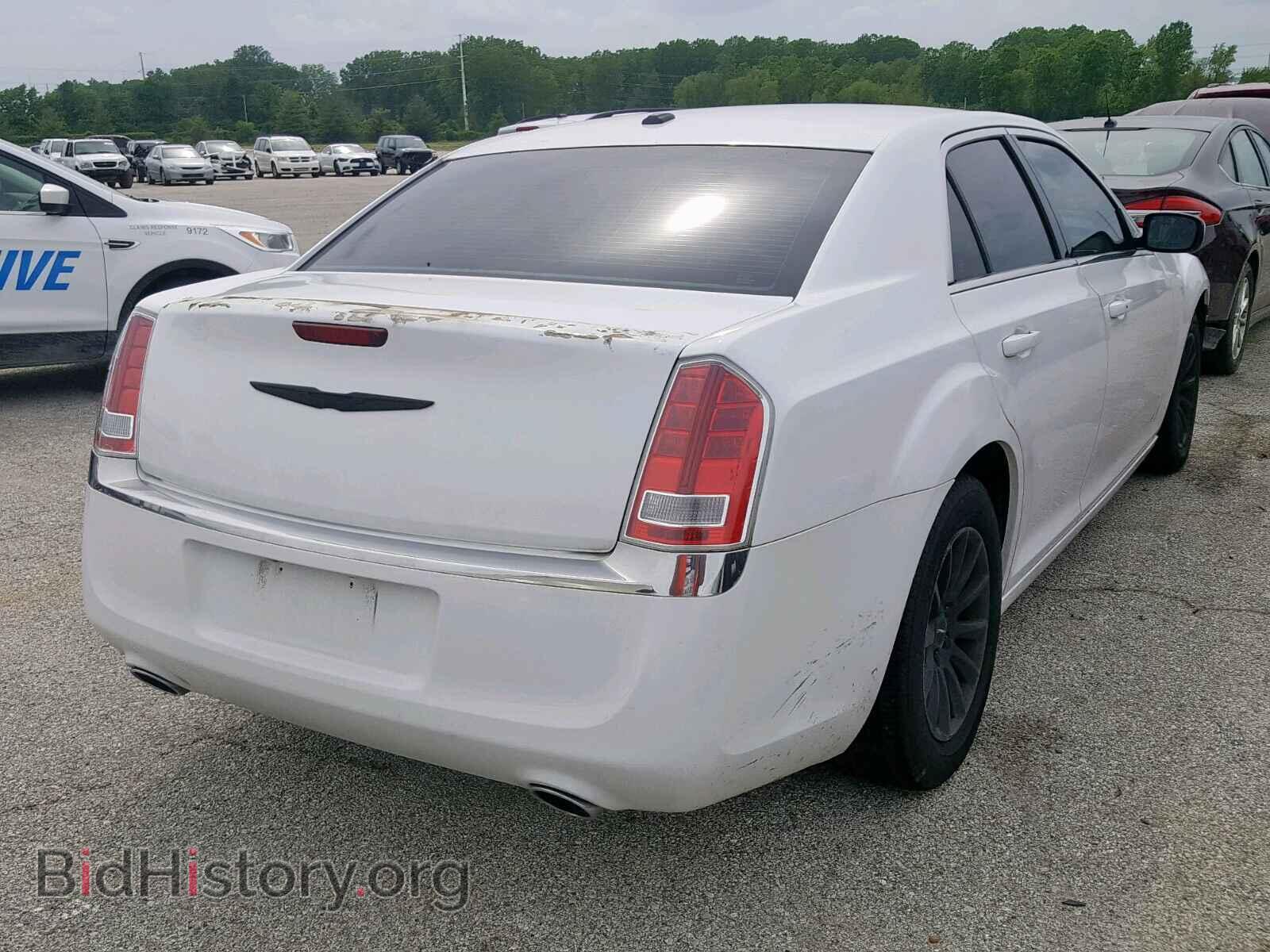 2012 CHRYSLER 300 - VIN: 2C3CCAAG6CH234718 - Фото 4