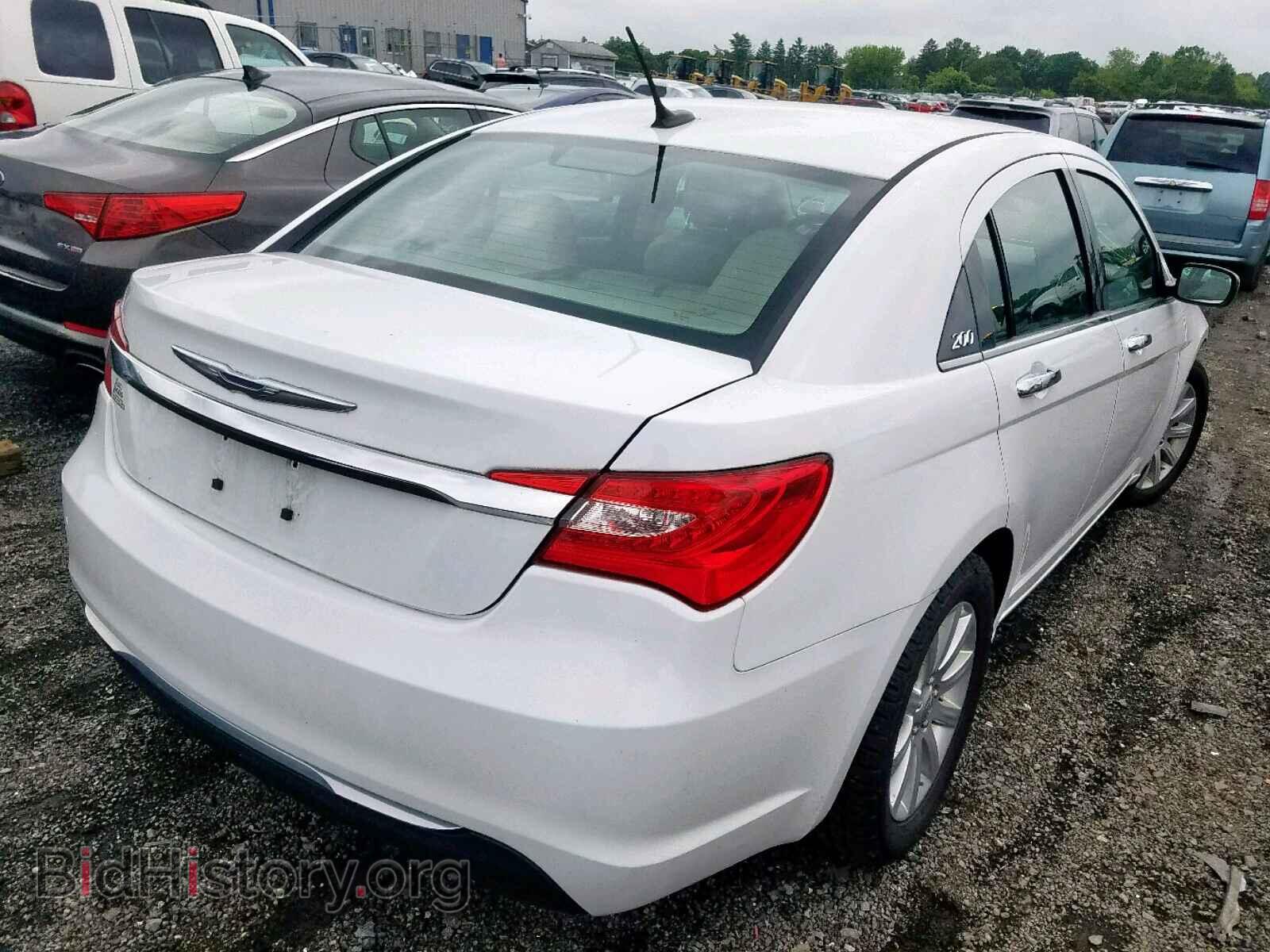 2013 CHRYSLER 200 - VIN: 1C3CCBCG6DN657200 - Фото 4