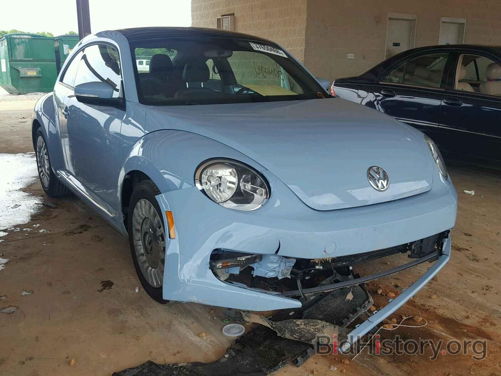 Photo 3VWJX7AT3DM661961 - VOLKSWAGEN BEETLE 2013