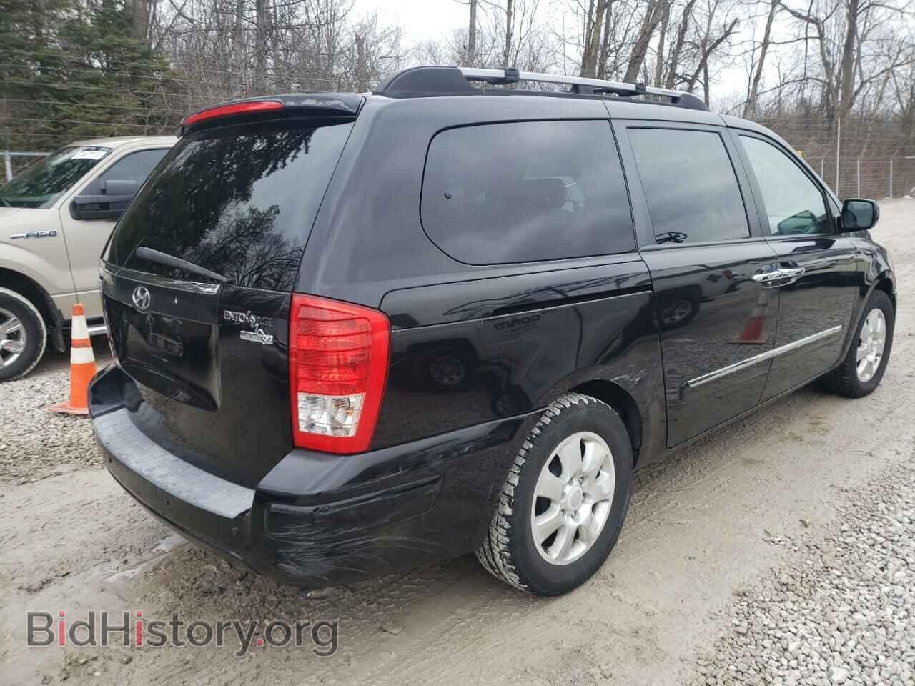 2007 HYUNDAI ENTOURAGE - VIN: KNDMC233976037579 - Фото 3
