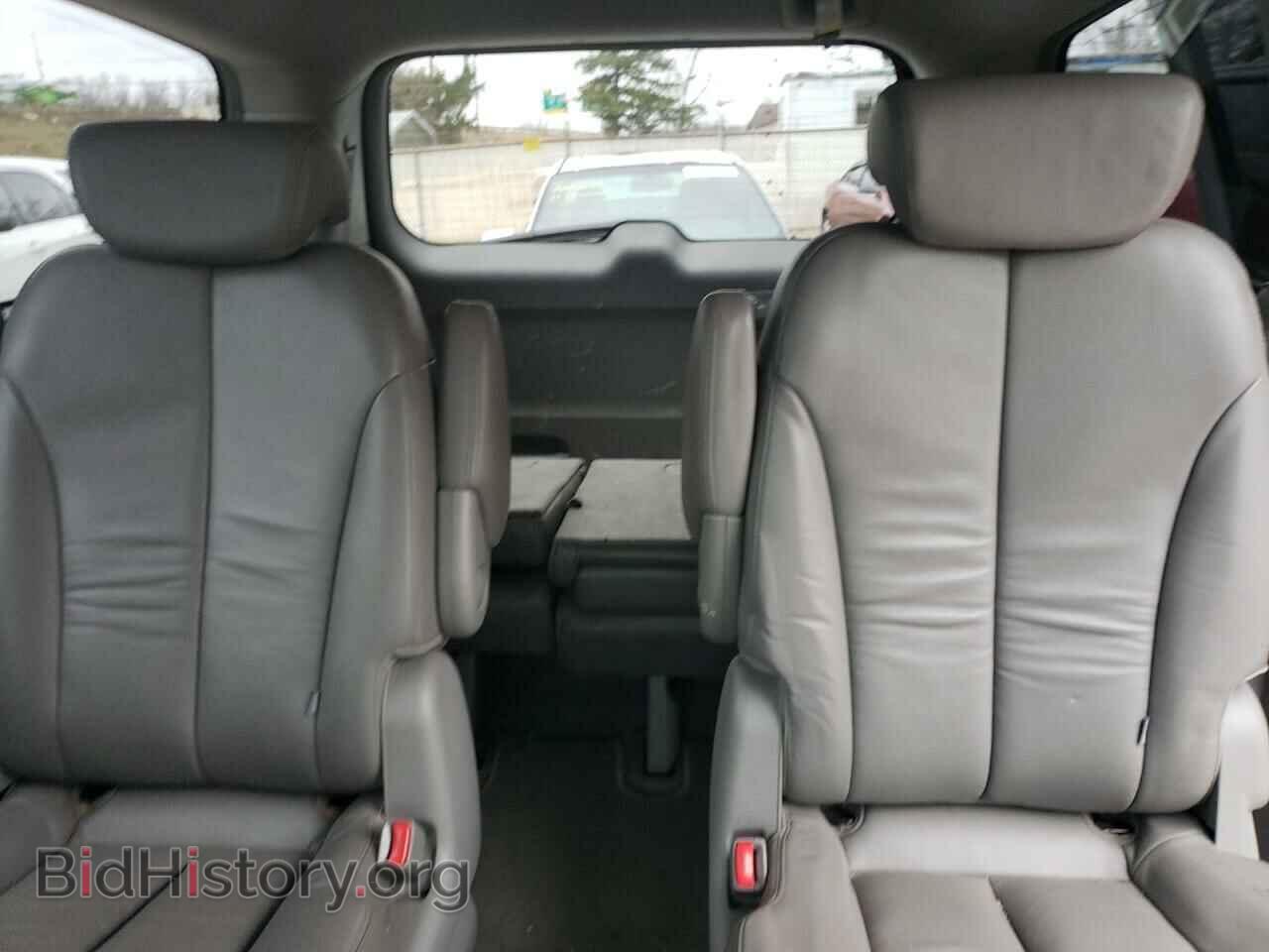 2007 HYUNDAI ENTOURAGE - VIN: KNDMC233976037579 - Фото 10
