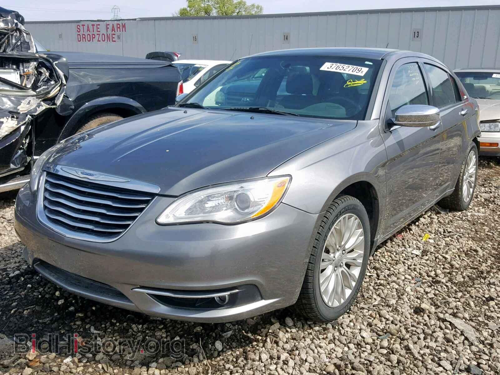 2012 CHRYSLER 200 - VIN: 1C3CCBCB2CN258030 - Photo 2