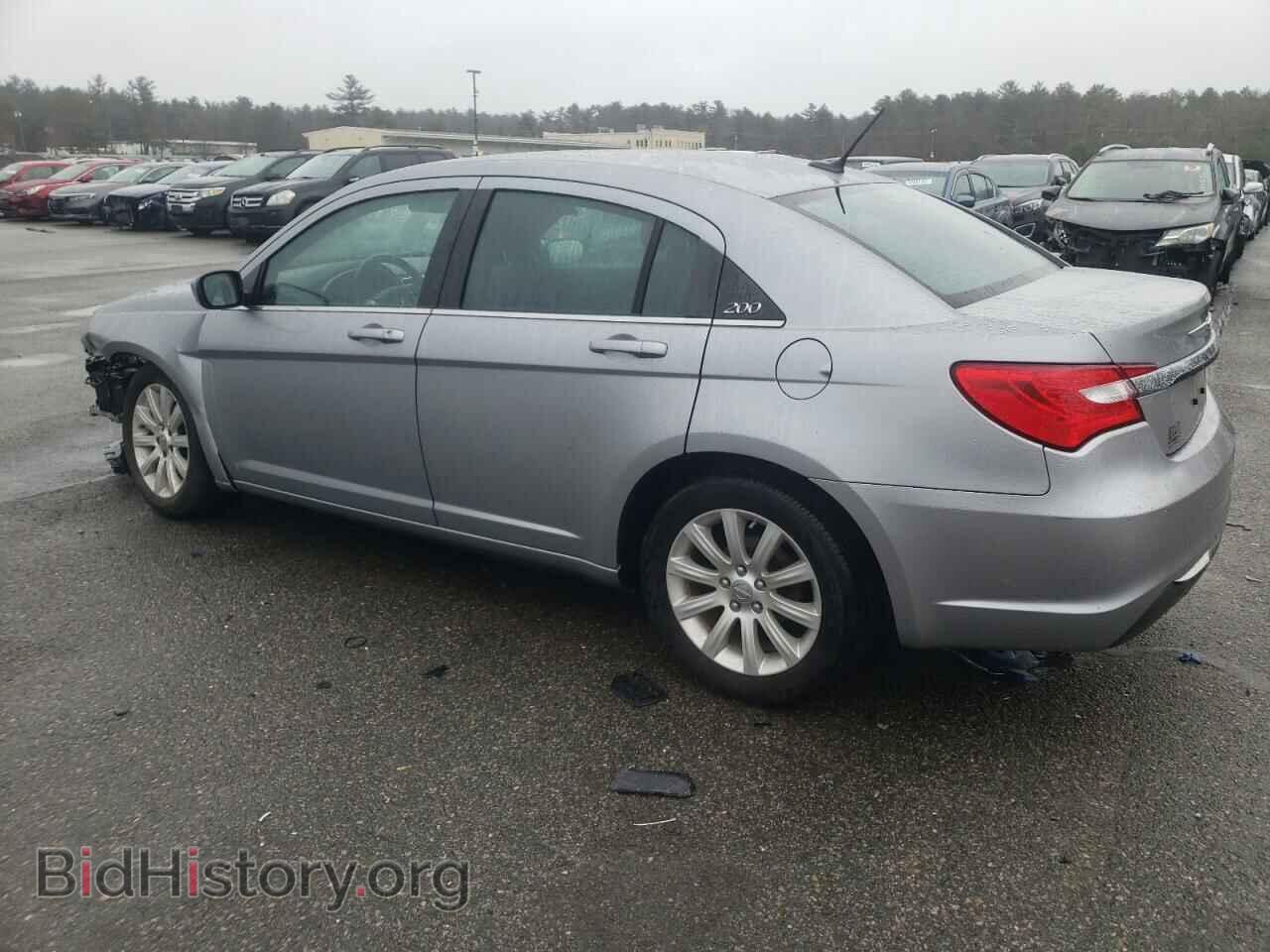 2013 CHRYSLER 200 - VIN: 1C3CCBBBXDN579543 - Фото 2