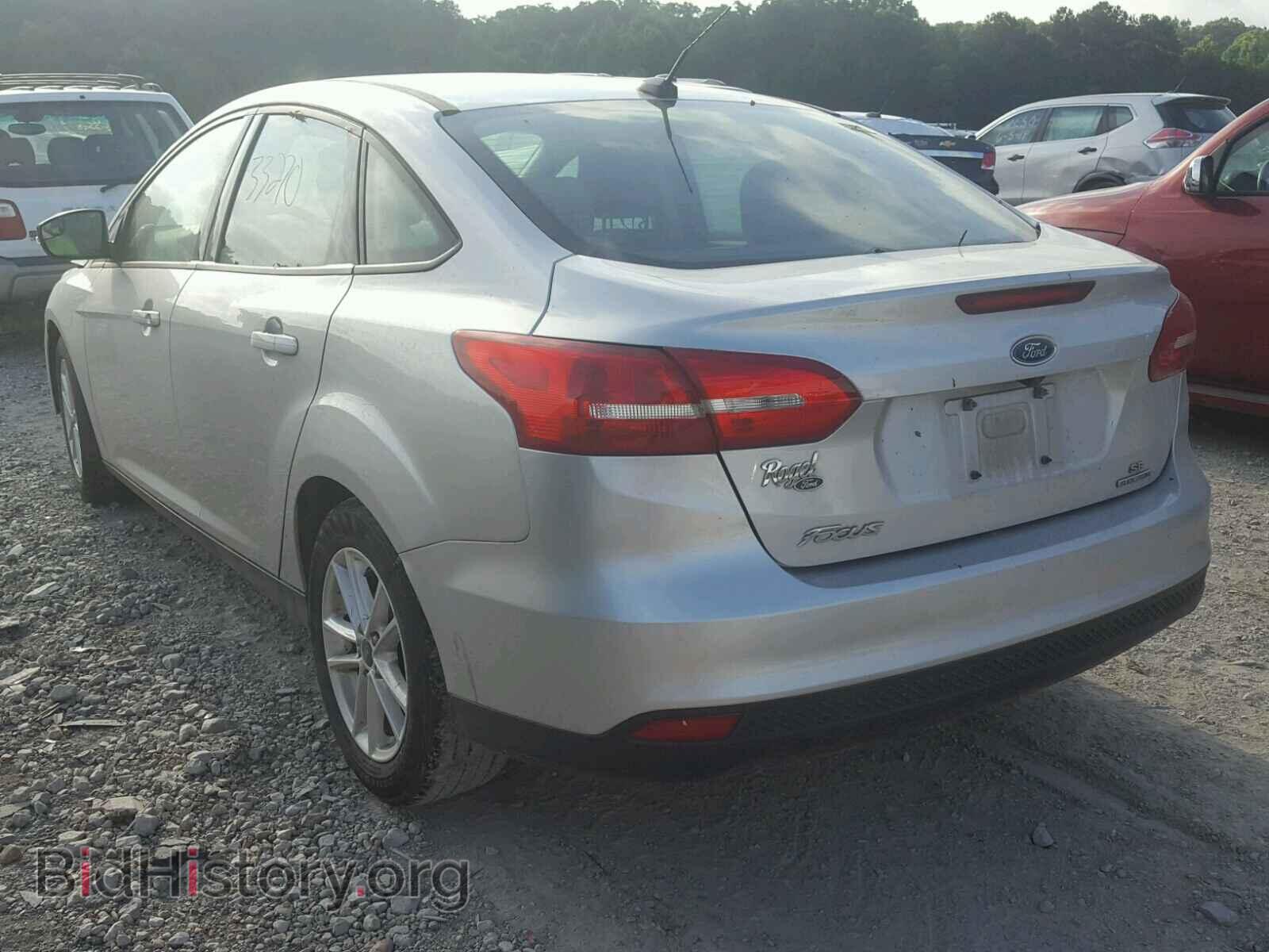 2016 FORD FOCUS - VIN: 1FADP3F2XGL323834 - Фото 3