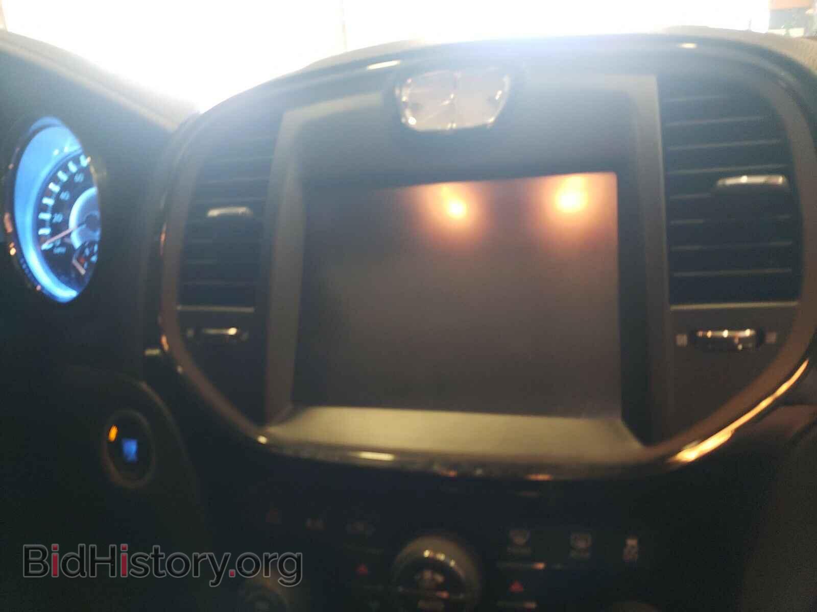 2012 CHRYSLER 300 - VIN: 2C3CCAJT4CH137319 - Фото 9