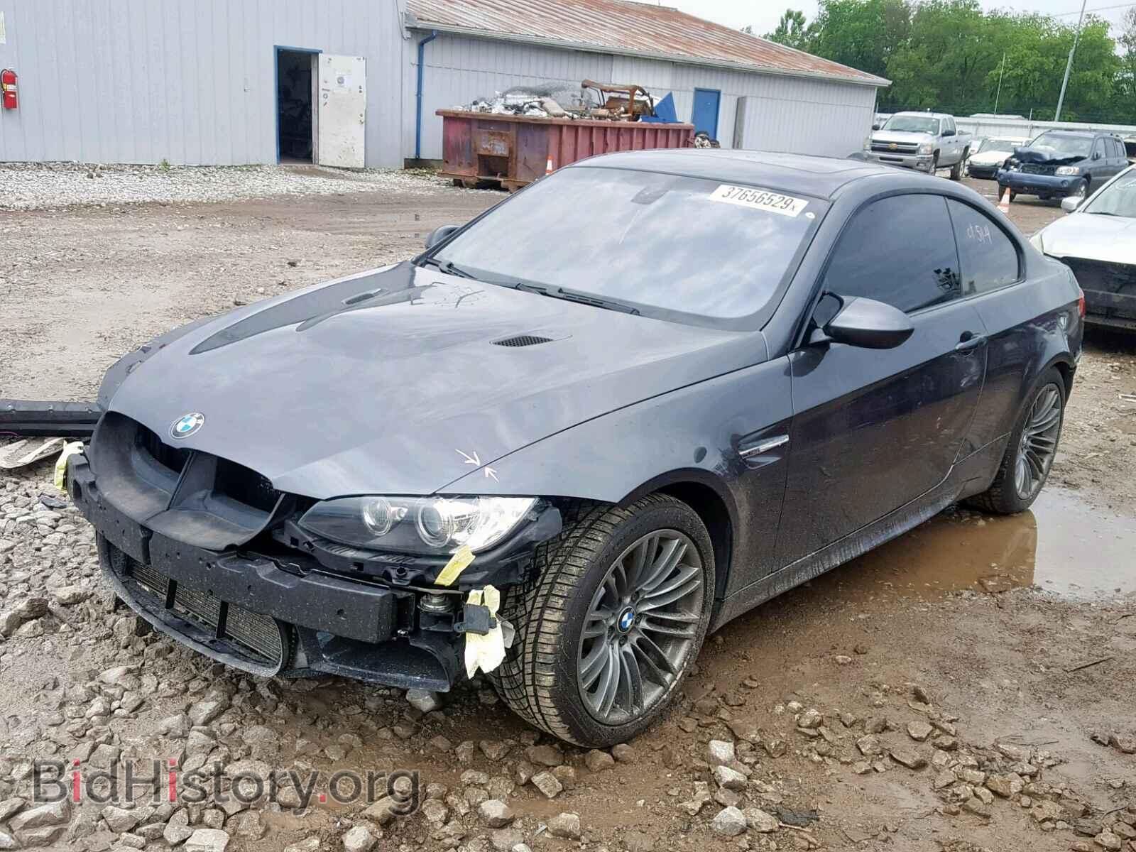 2008 BMW M3 - VIN: WBSWD935X8PY40647 - Фото 2